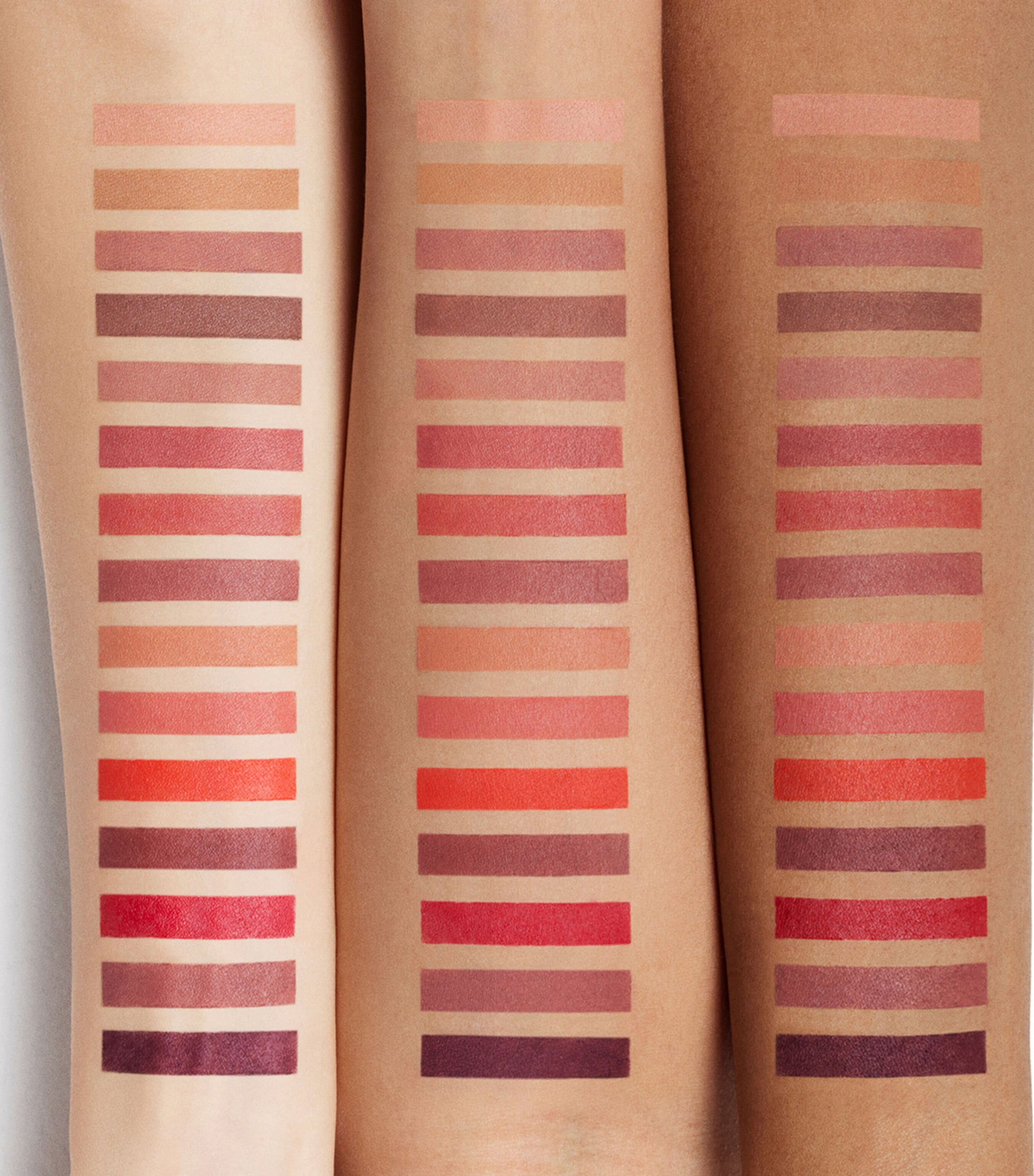 Caviar Smoothing Matte Lipstick - Refill 202 MEDIUM PINK Image 4