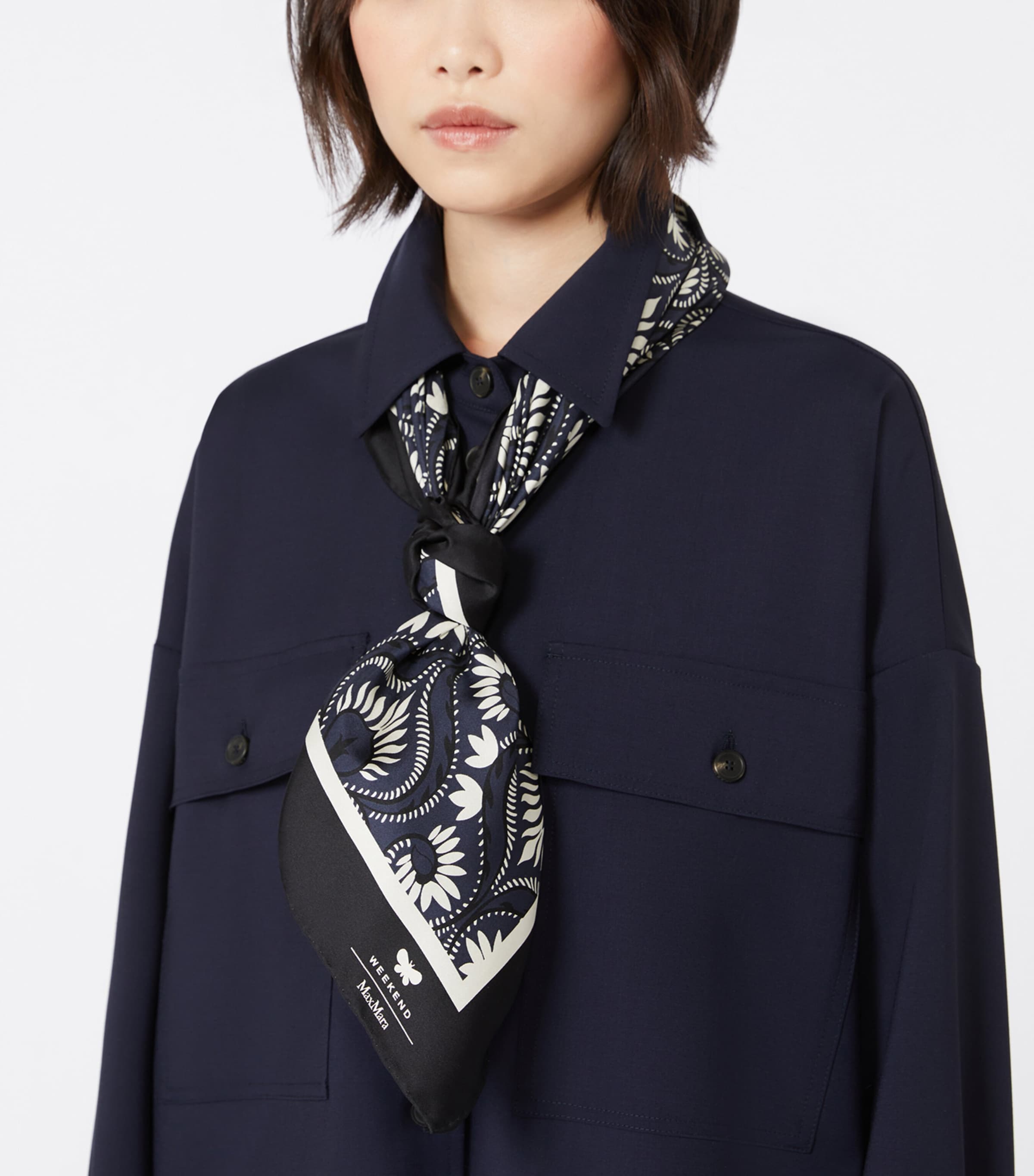 Silk Print Square Scarf NAVY Image 2