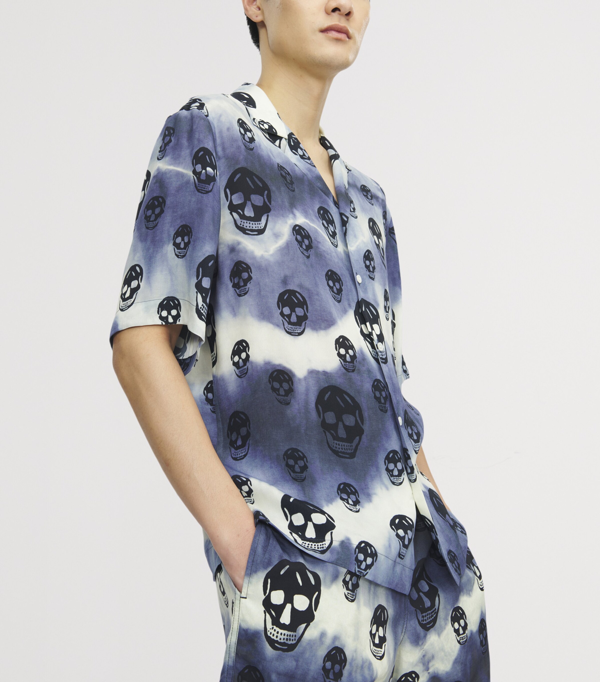 McQueen Mens Tie-Dye Skull Hawaiian Shirt Image 6