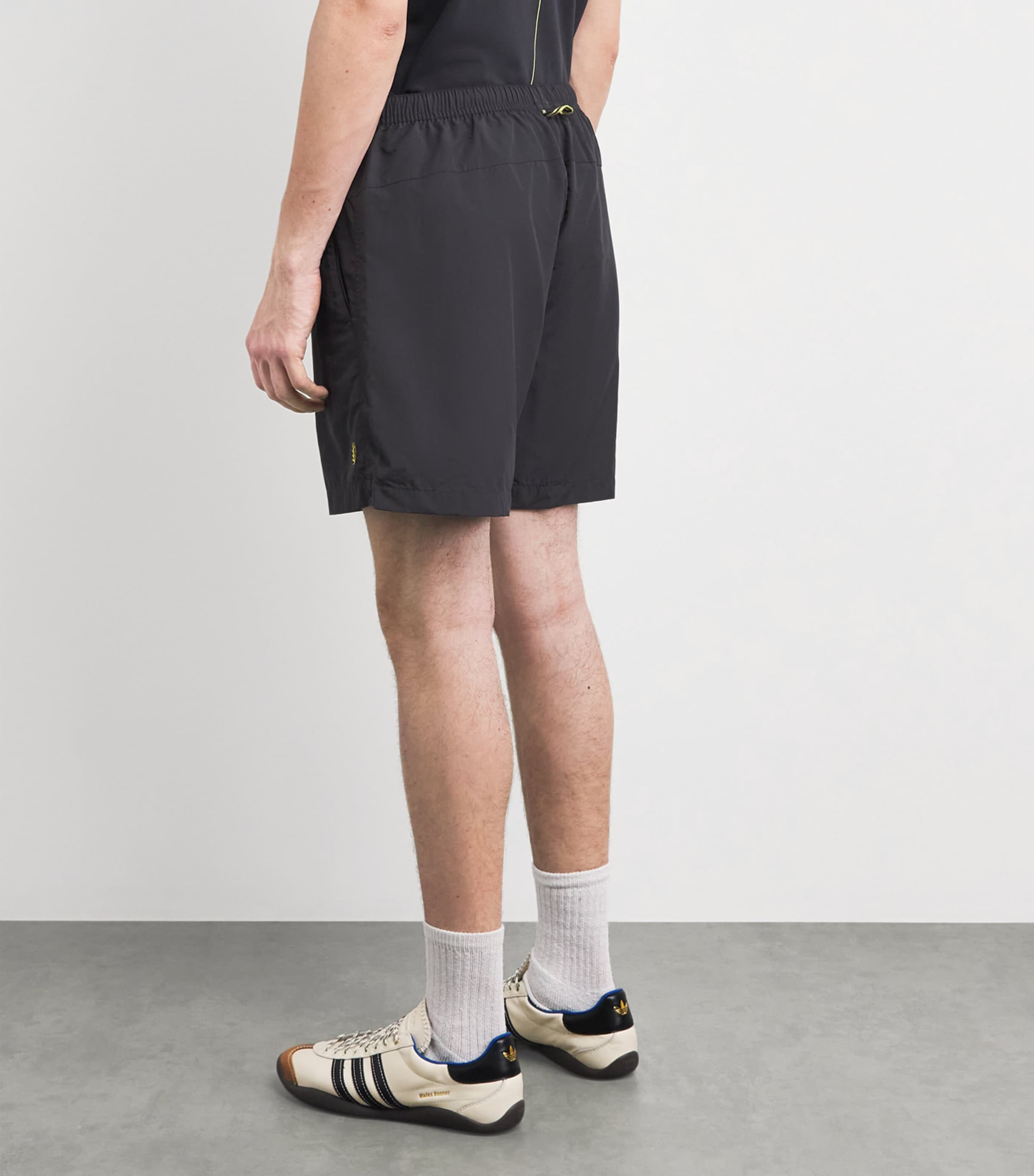 Fred Perry Mens Logo Tennis Shorts Anchor Grey Image 5