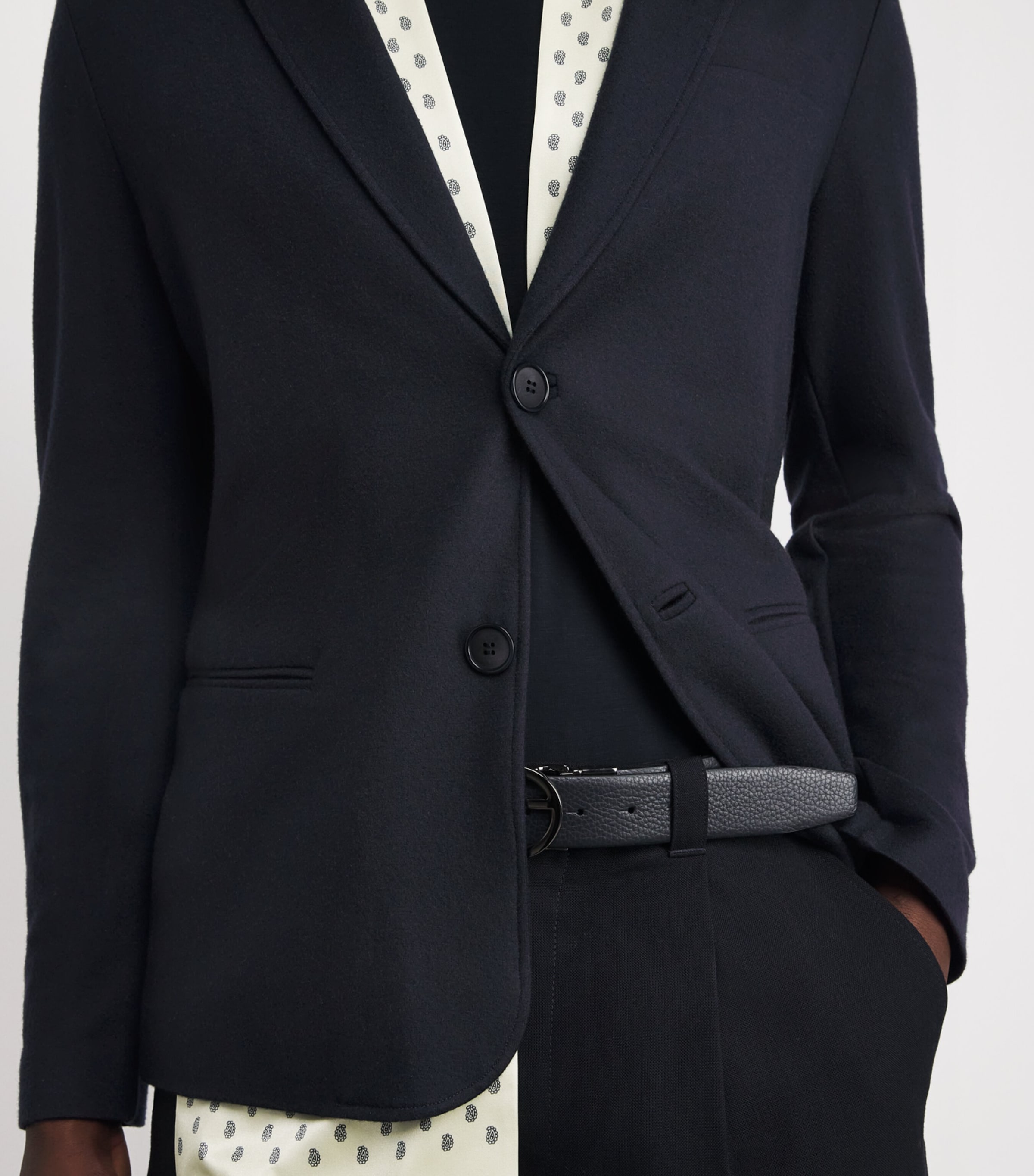 Cashmere Blazer UBSG Image 6