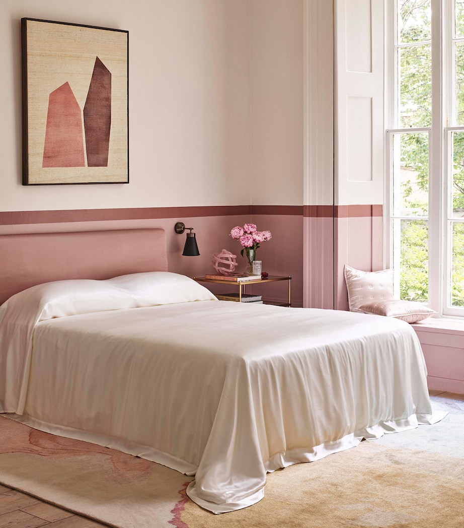 Silk Super King Duvet Cover (260cm x 220cm) IVORY Image 4