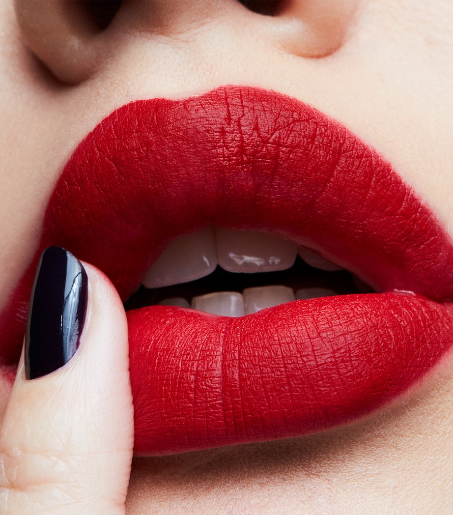 Retro Matte Liquid Lipcolour FASHION LEGACY Image 4