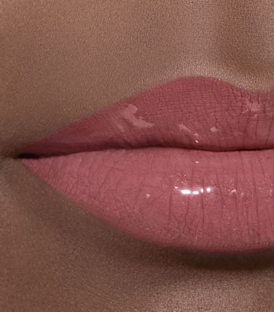 Le Rouge Duo Ultra Tenue Liquid Lip Colour 69 TENDER BEIGE Image 4