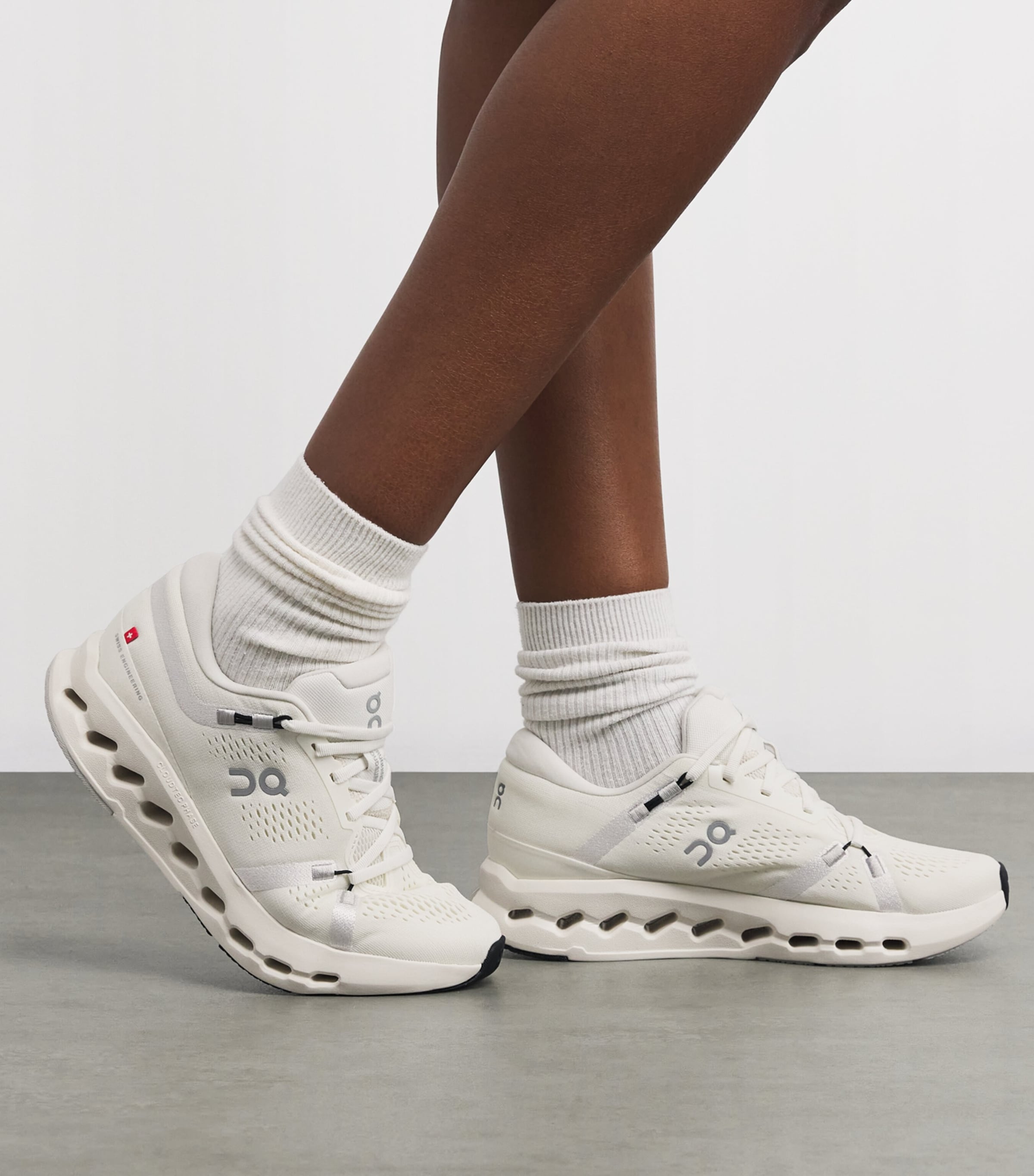 Cloudsurfer 2 Trainers IVORY/IVORY Image 2