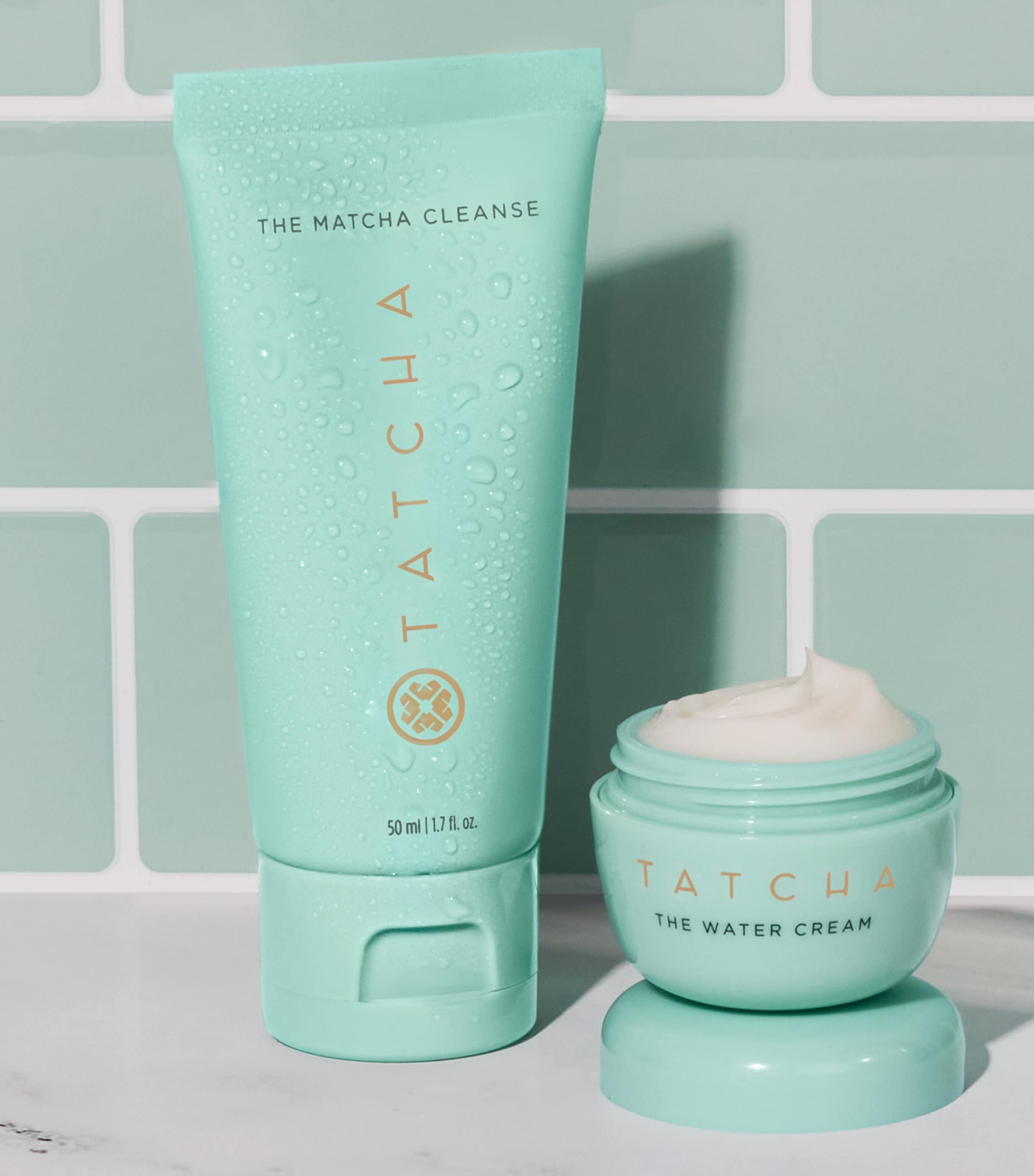 Clarifying Cleanse and Hydrate Skincare Set NO COLOUR Image 2