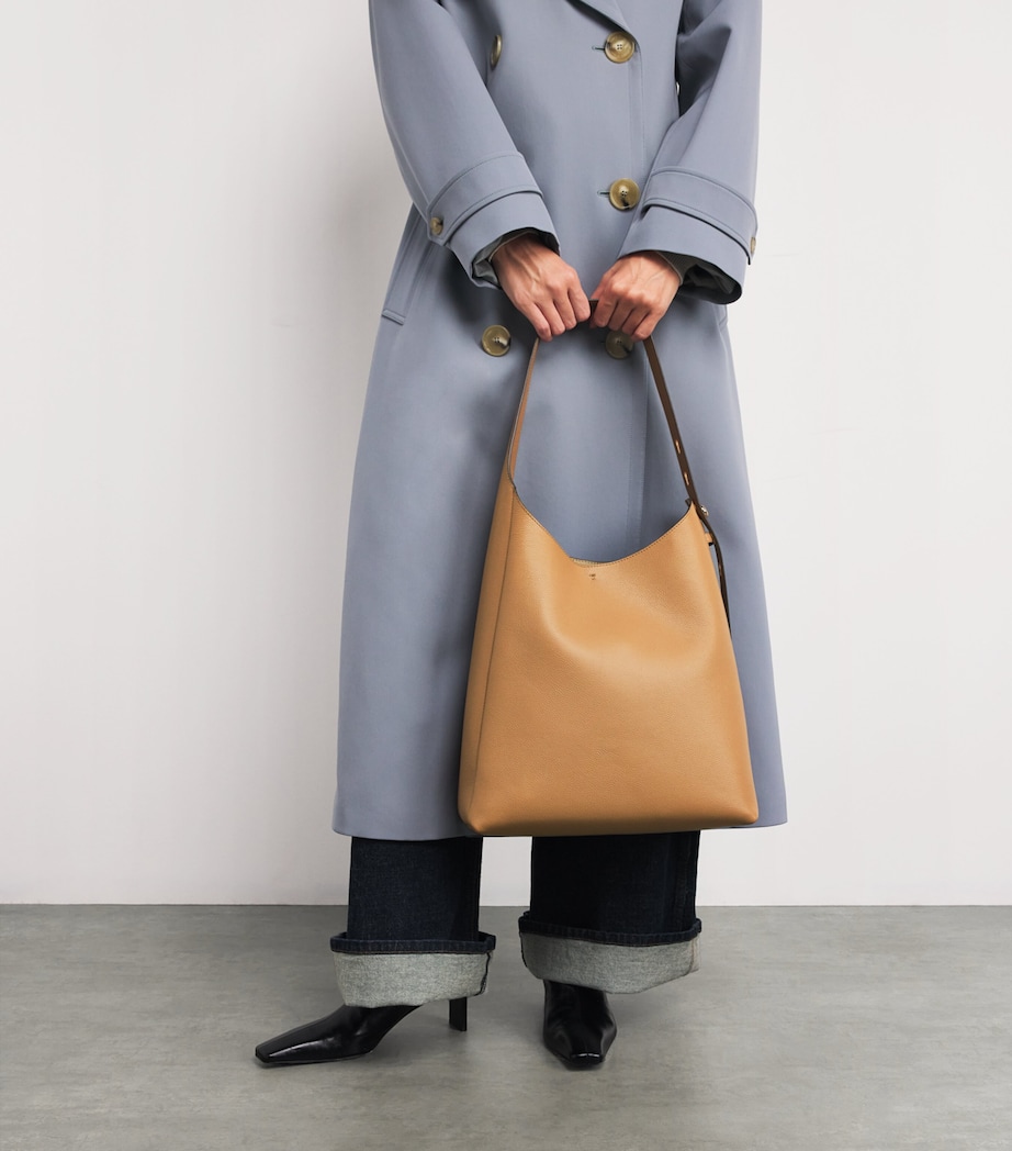 Leather Romy Shoulder Bag TIRAMISU 227 Image 5