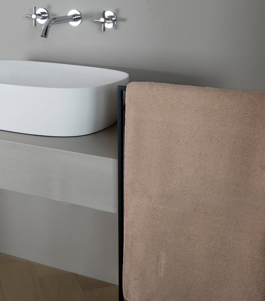 Frette Cotton Unito Bath Sheet (100cm x 150cm) Misty Blush Image 2