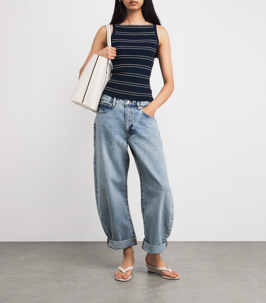 The Bubble Barrel Jeans OUTLAW Image 2