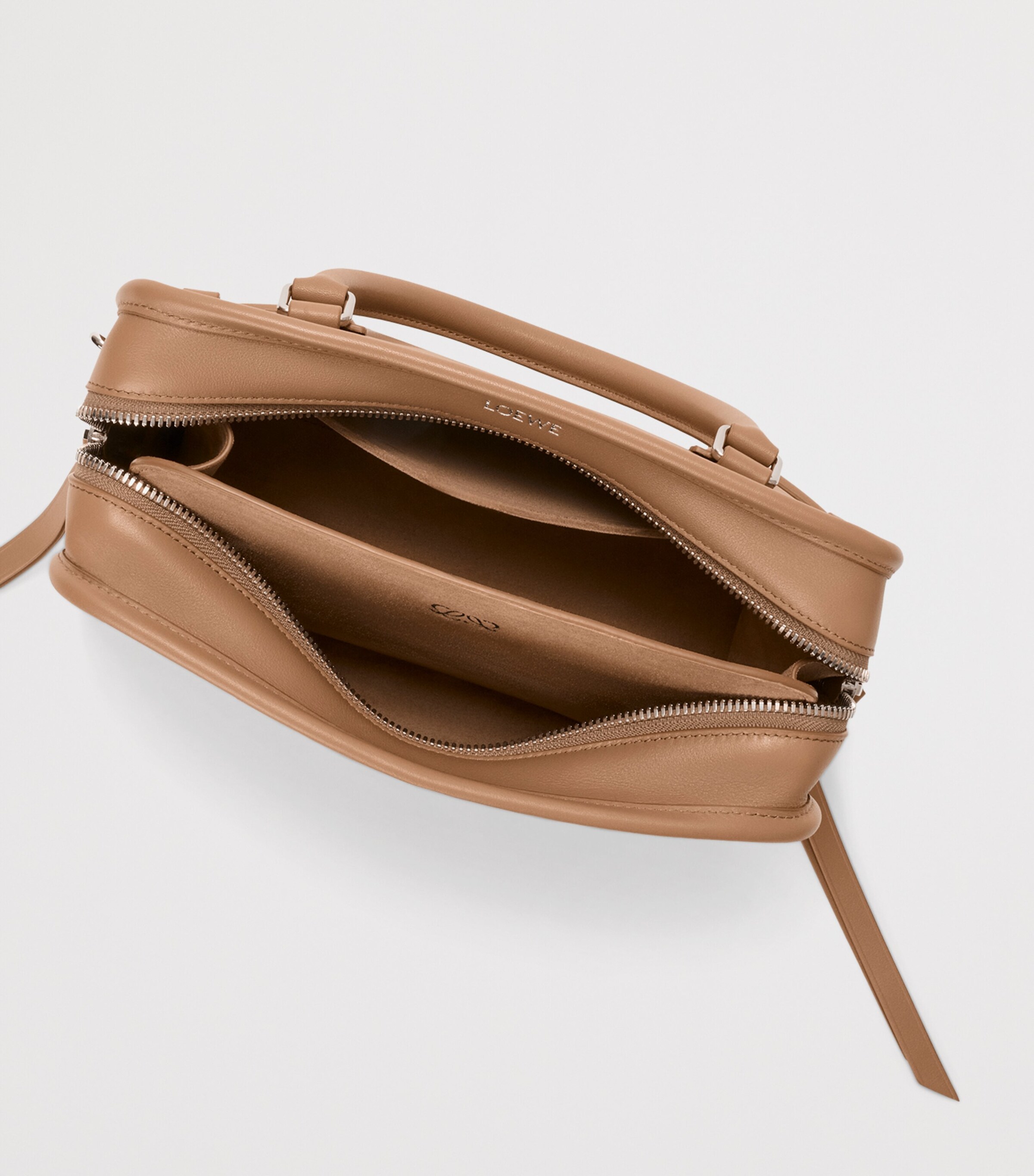 LOEWE Small Leather Amazona 180 Top-Handle Bag Mocha Image 10