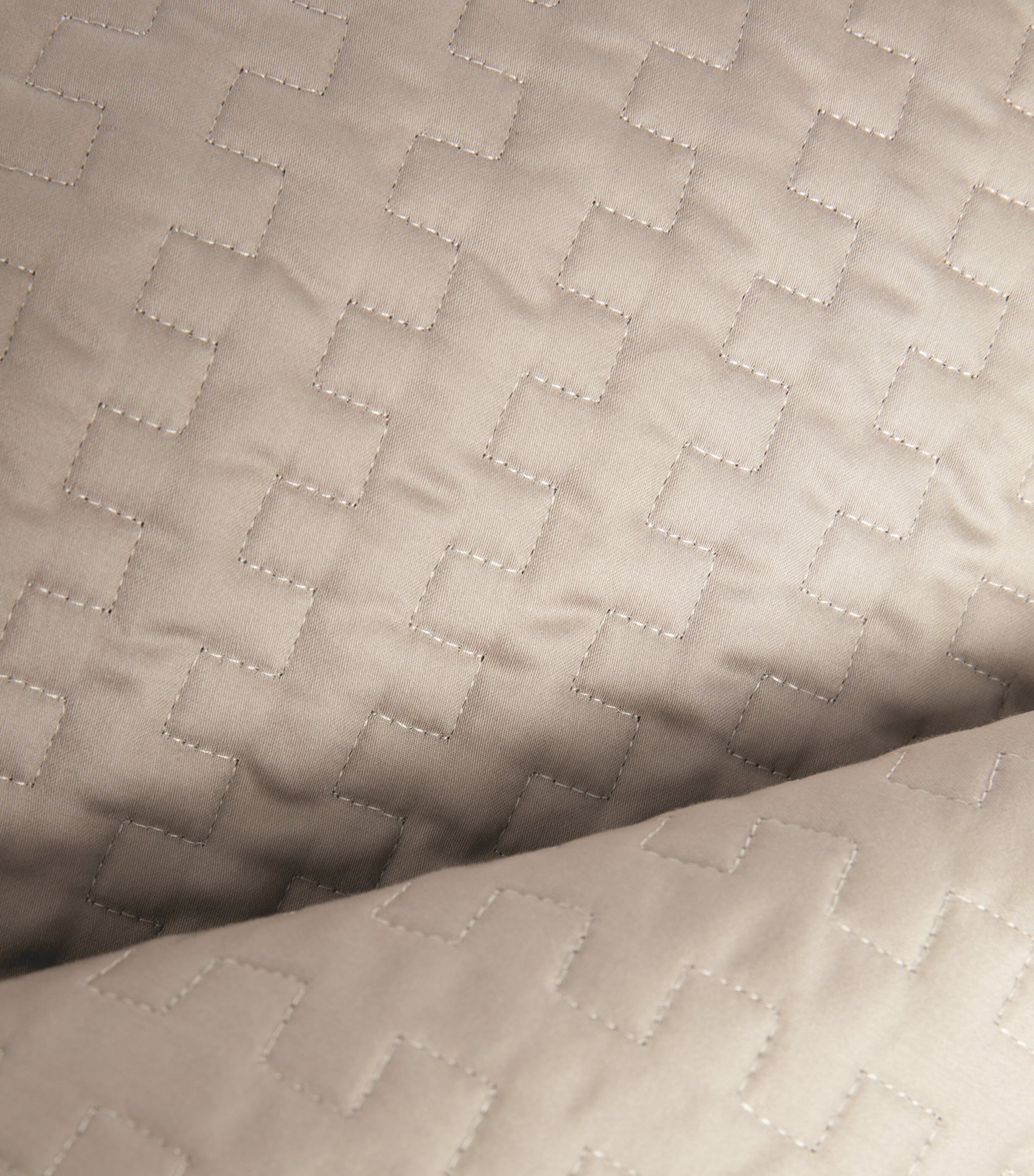 Boutis Bedspread (270cm x 270cm) 91 TAUPE Image 4