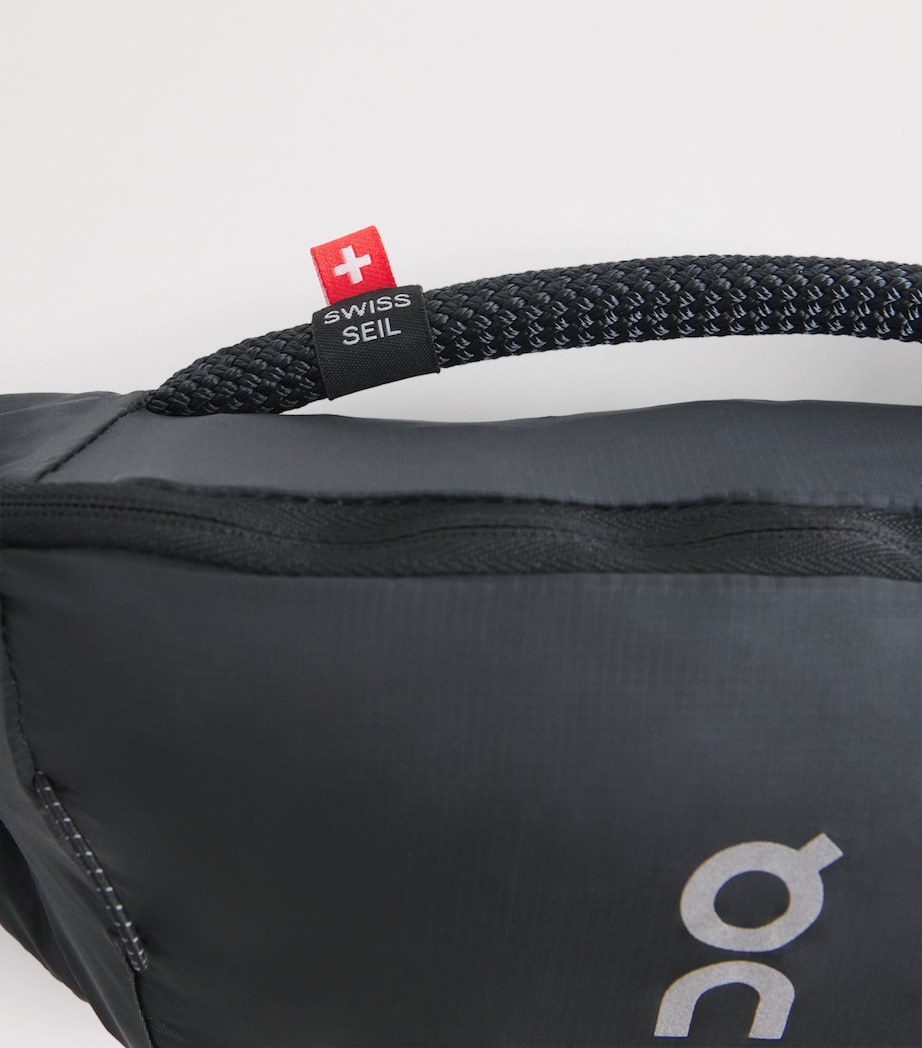 On Womens Waist Pack 2L Lite Belt Bag Magnet Image 6