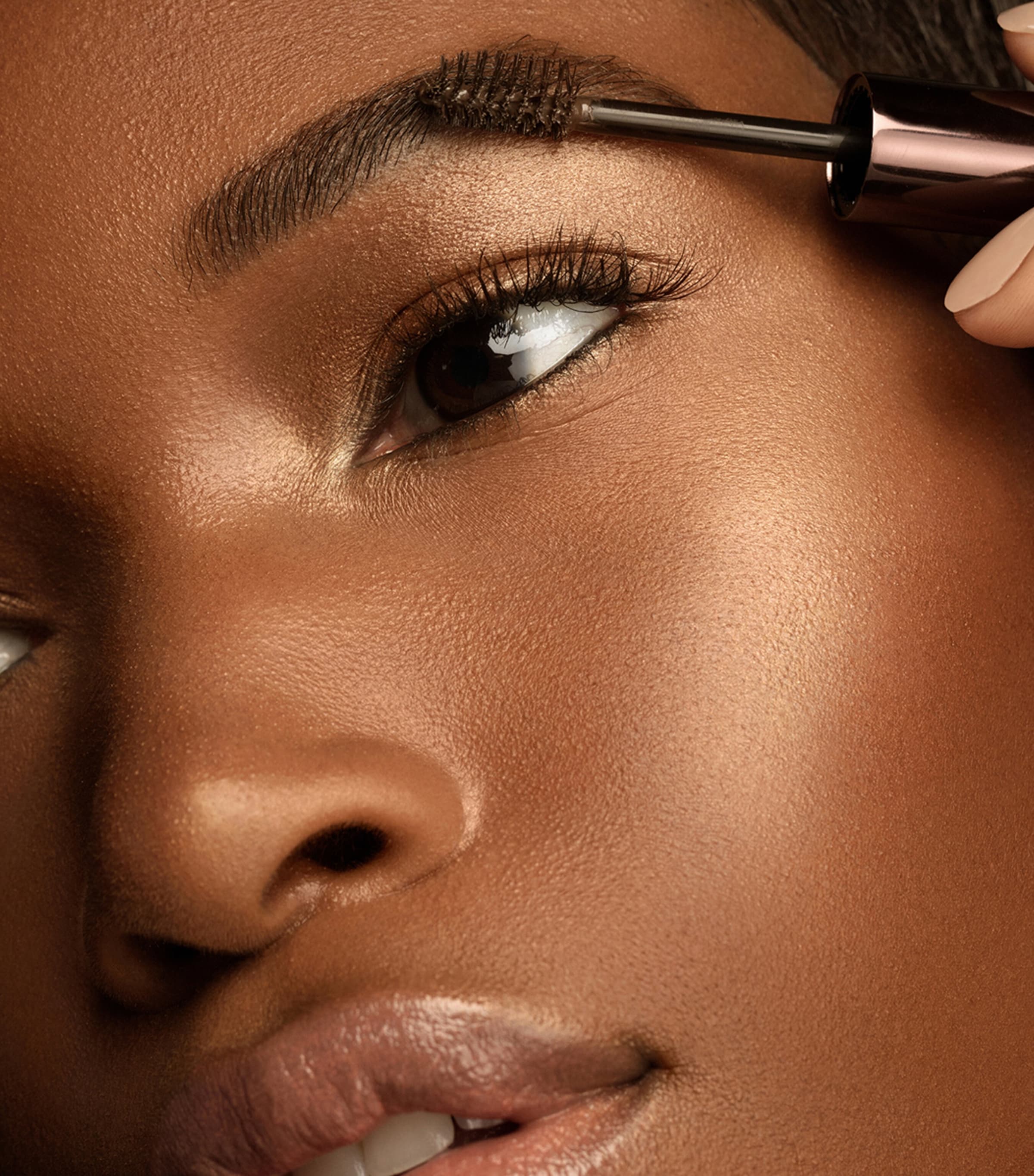 Arch Brow Volumising Fibre Gel DARK BRUNETTE Image 3