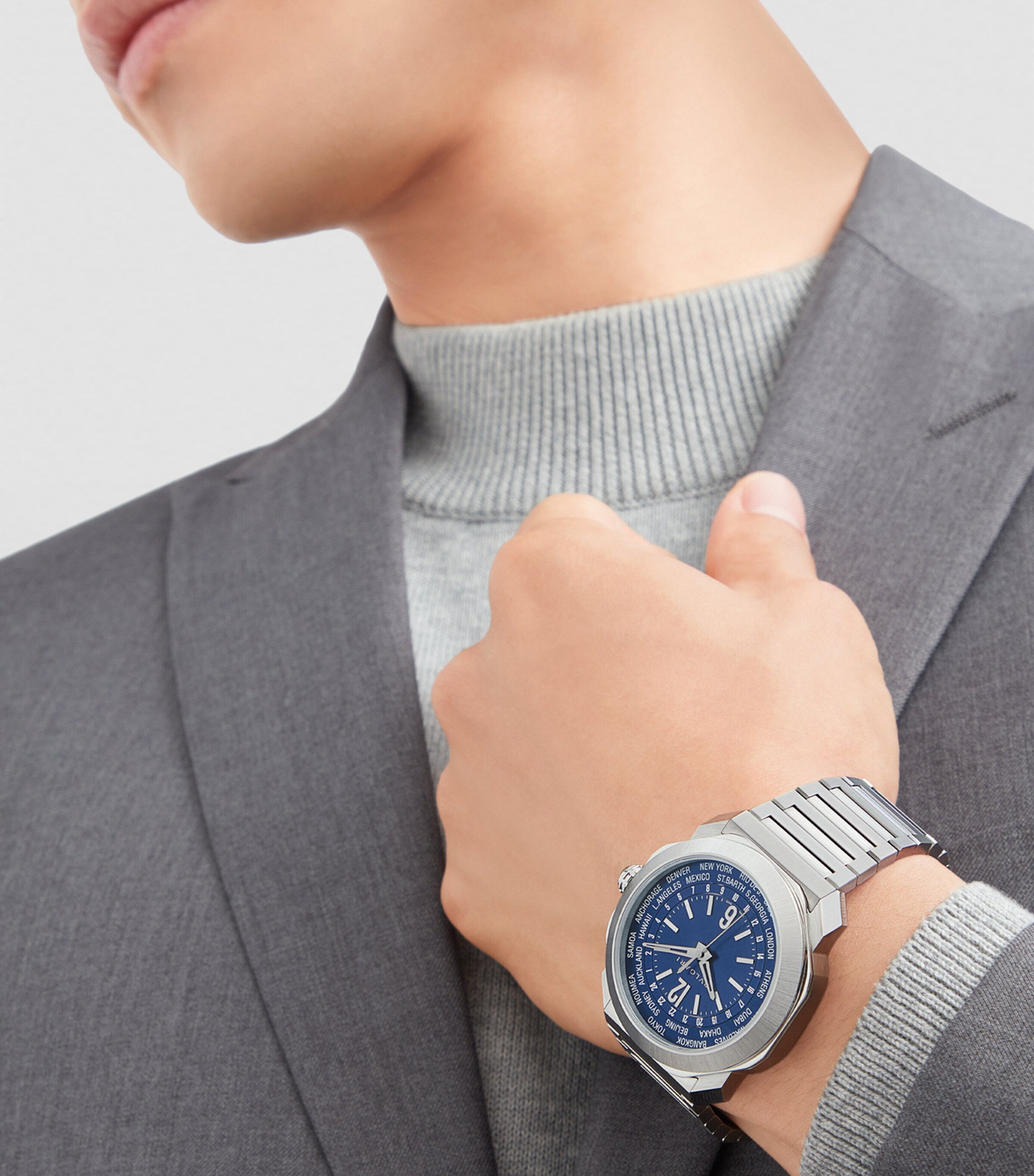 Steel Octo Roma WorldTimer Watch 41mm BLUE Image 4