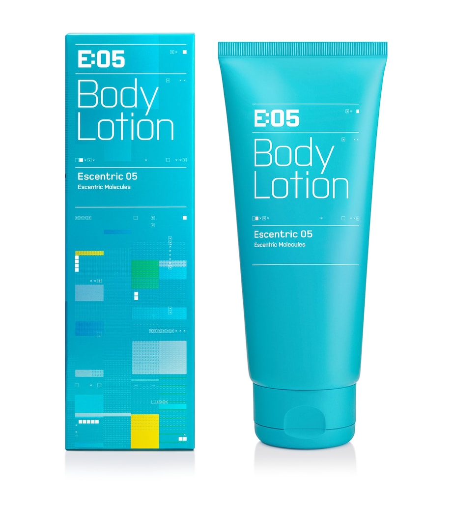 Escentric 05 Body Lotion (200ml) NO COLOUR Image 3