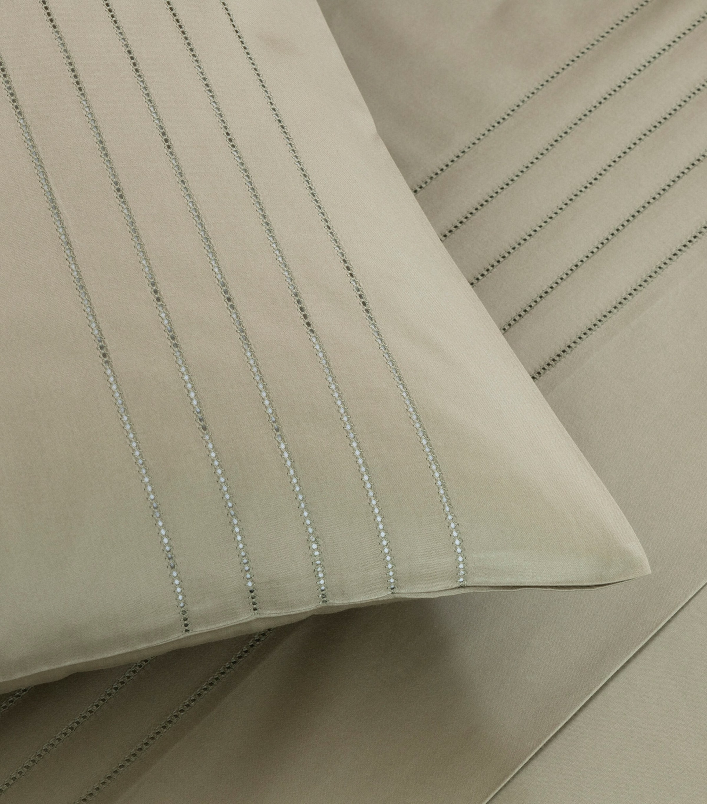 Cotton Lush Ajour Oxford Pillowcase Set (51cm x 71cm) 6419 - TRANQUIL GREE Image 6