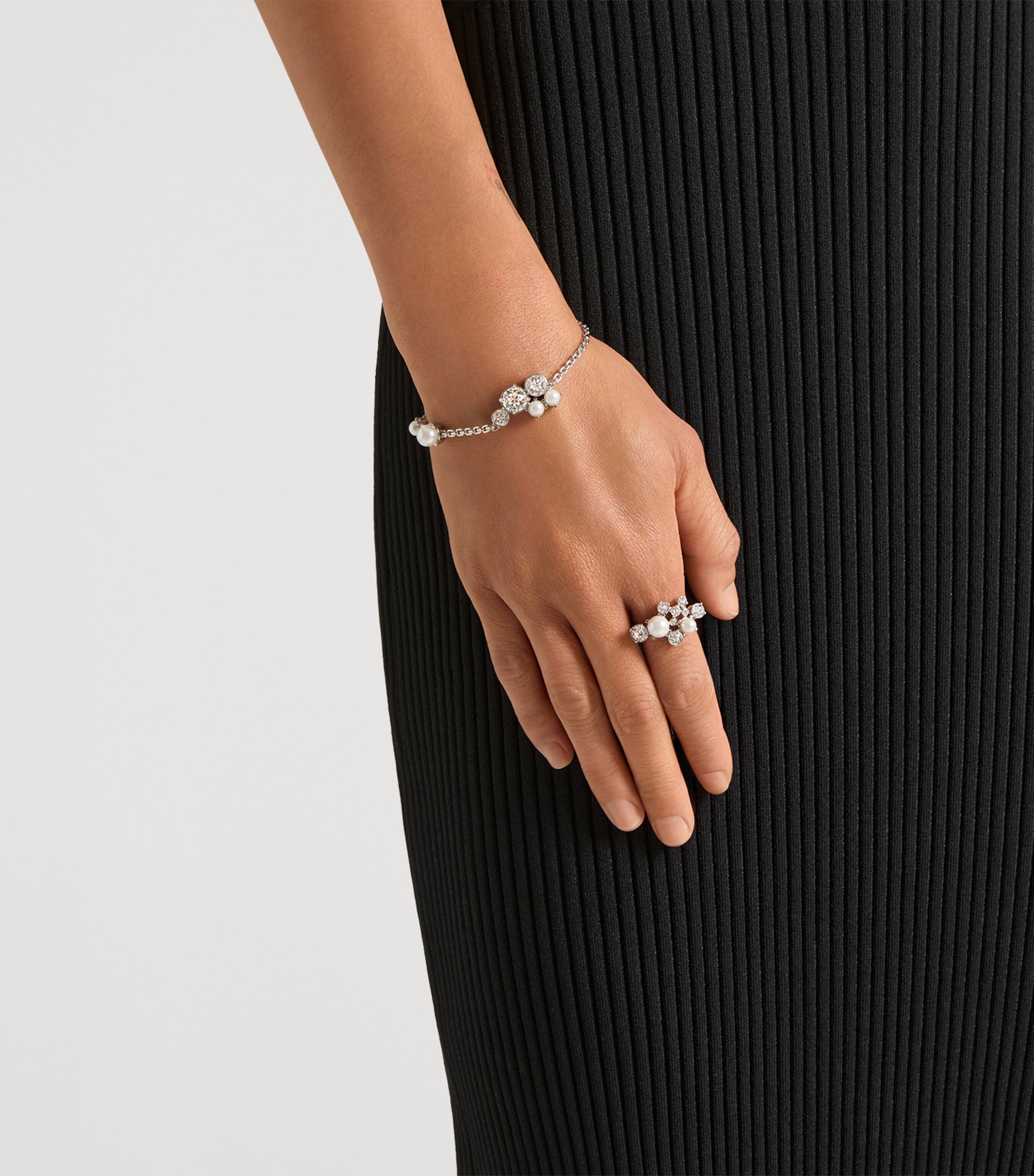 Crystal Pearl Ring WHITE/SILVERY Image 2