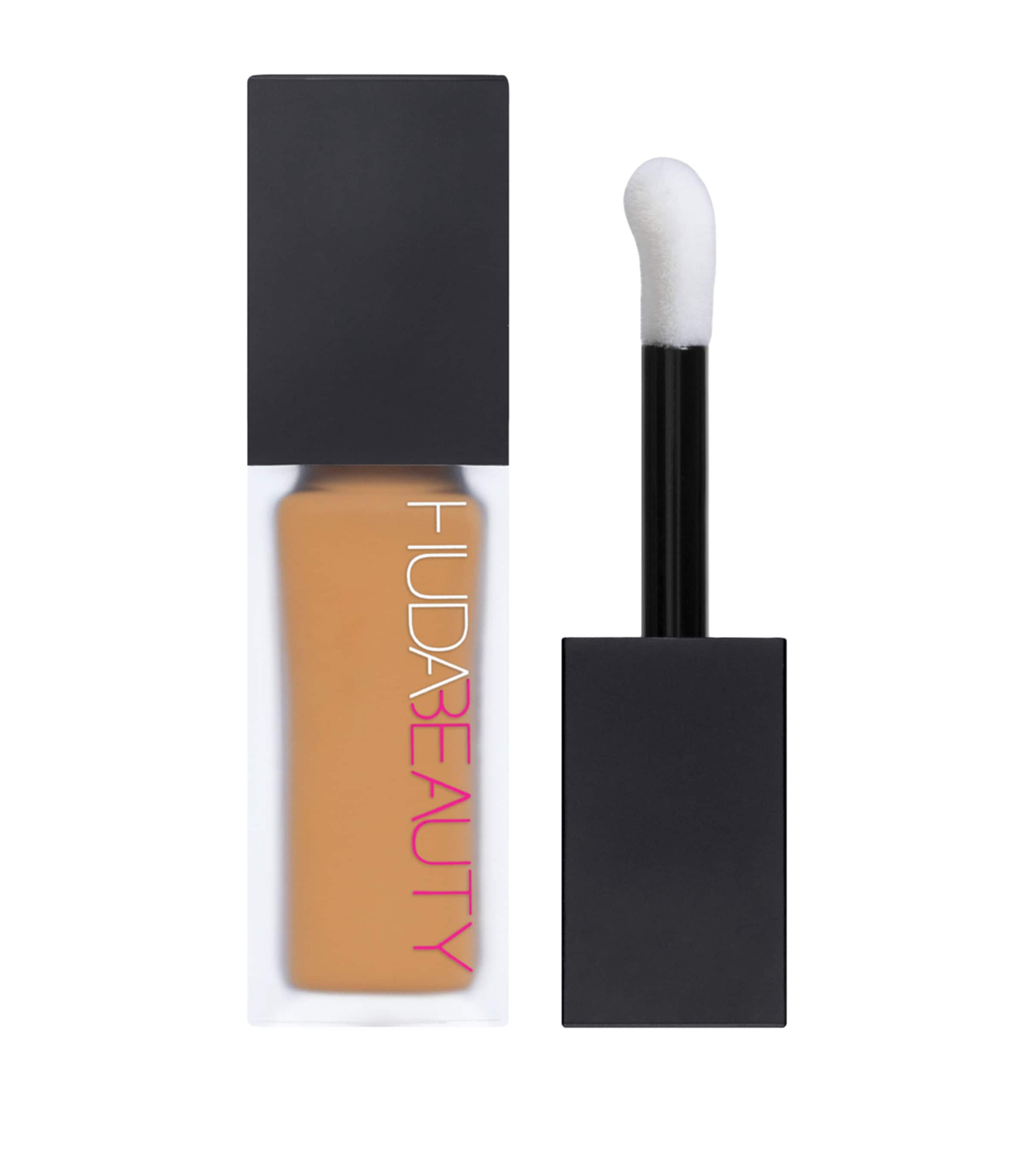 Huda Beauty #fauxfilter Luminous Matte Liquid Concealer In Nude