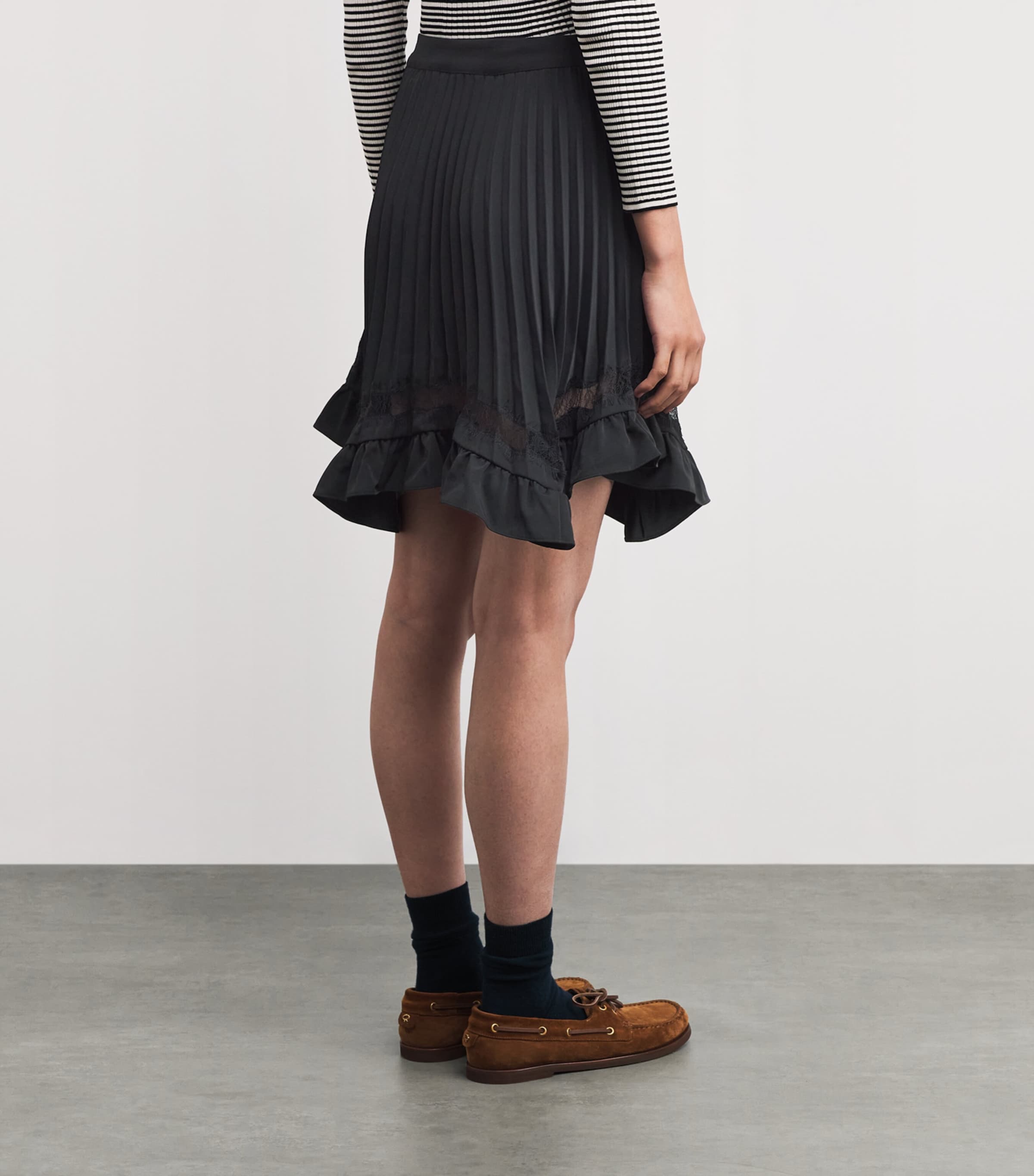 Asymmetric Pleated Mini Skirt BLACK Image 4