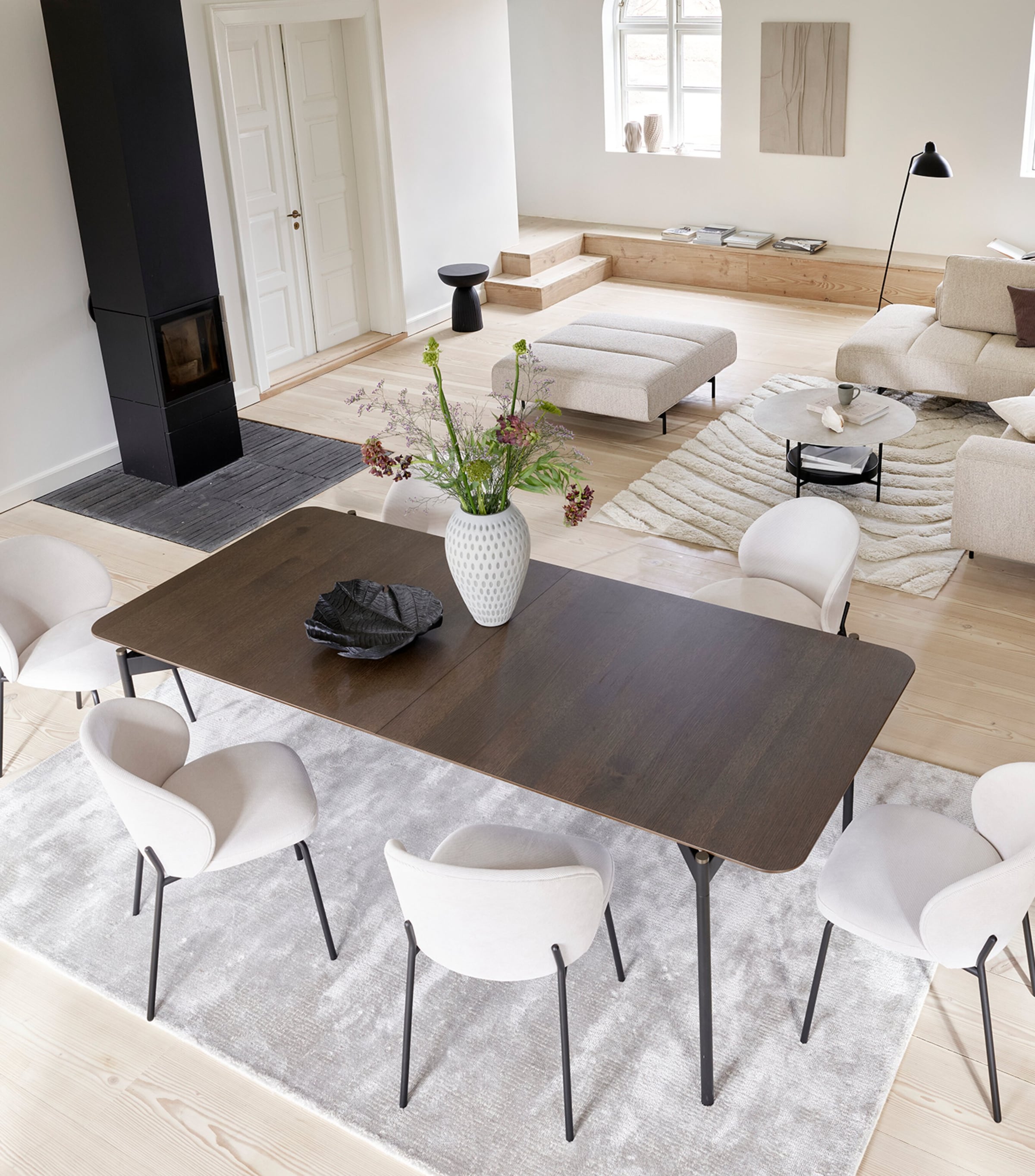 BoConcept Augusta Extendable Dining Table Image 5
