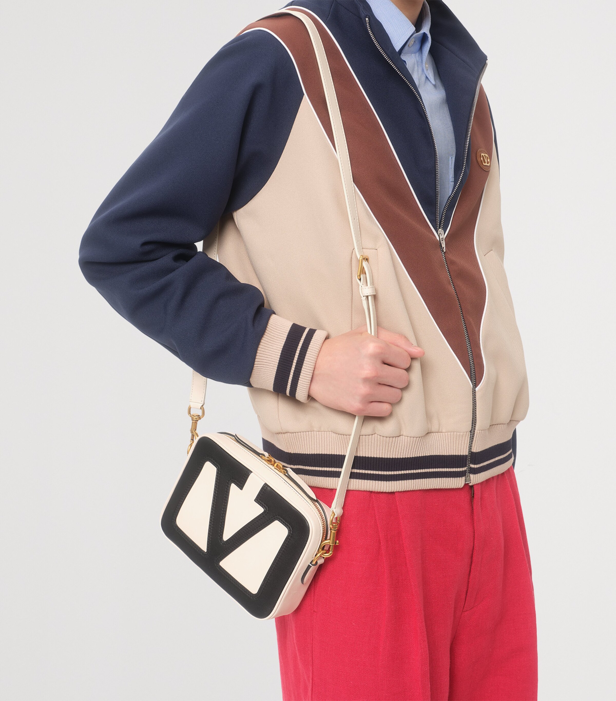 ショルダーバッグ・ポシェット VALENTINO GARAVANI VIVA SUPERSTAR CROSSBODY BAG RED/BLACK Valentino Garavani Viva Superstar Cross Body Bag | Red