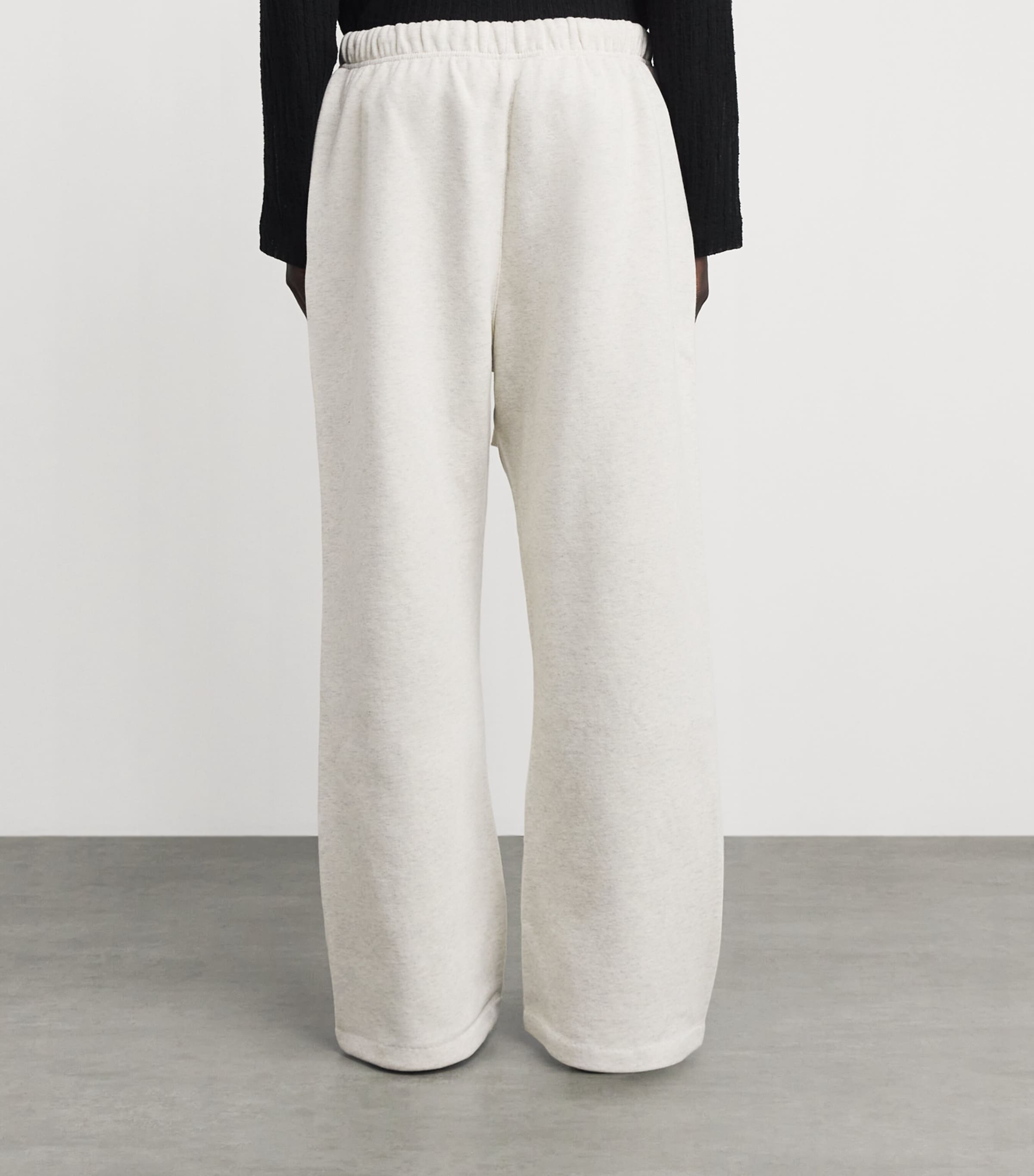 FEAR OF GOD ESSENTIALS Mens Cotton-Blend Signature Flared Sweatpants Oatml Hthr/lght Hthr Image 5