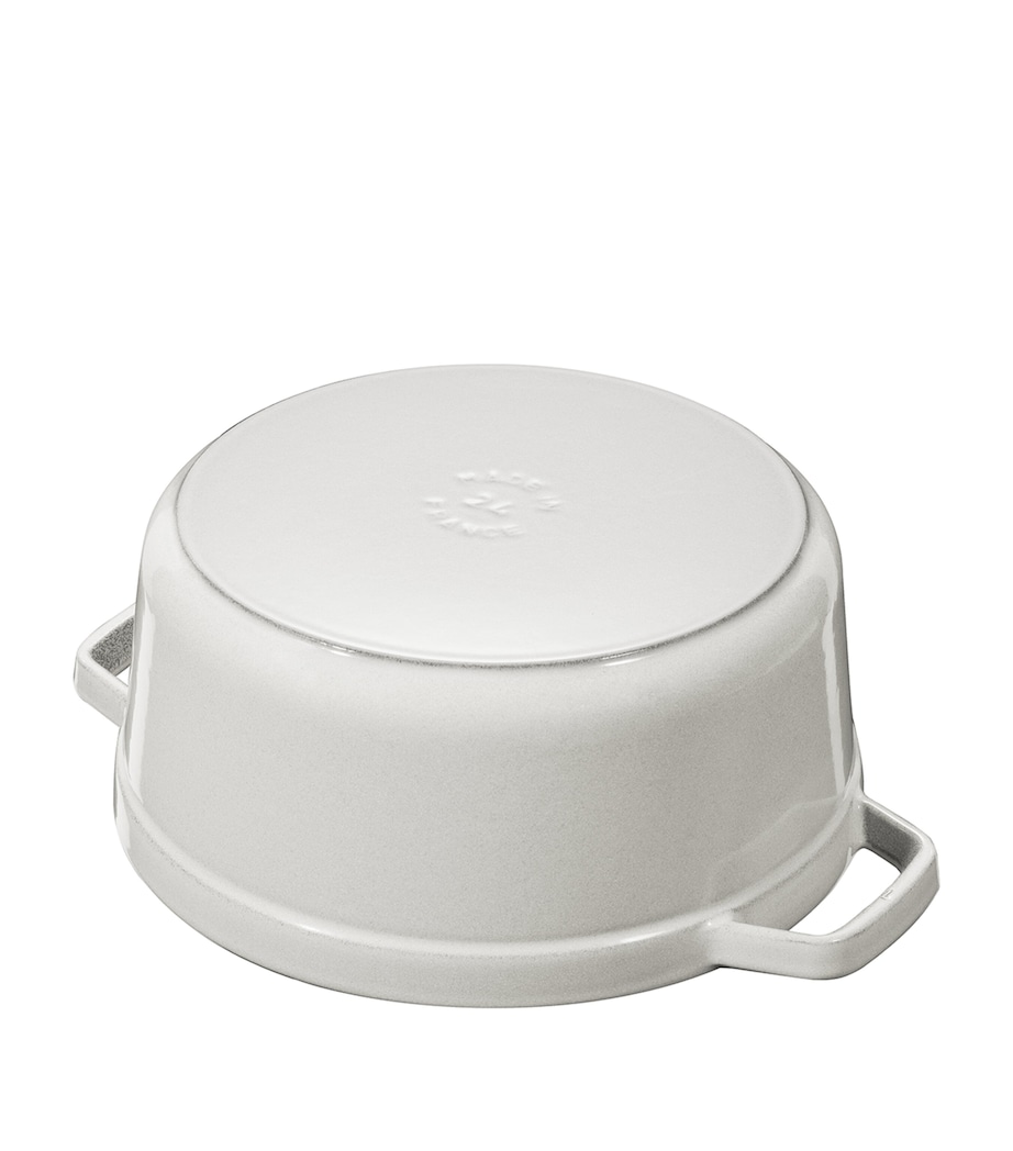 Staub Round Cocotte (24cm) White Truffle Image 4