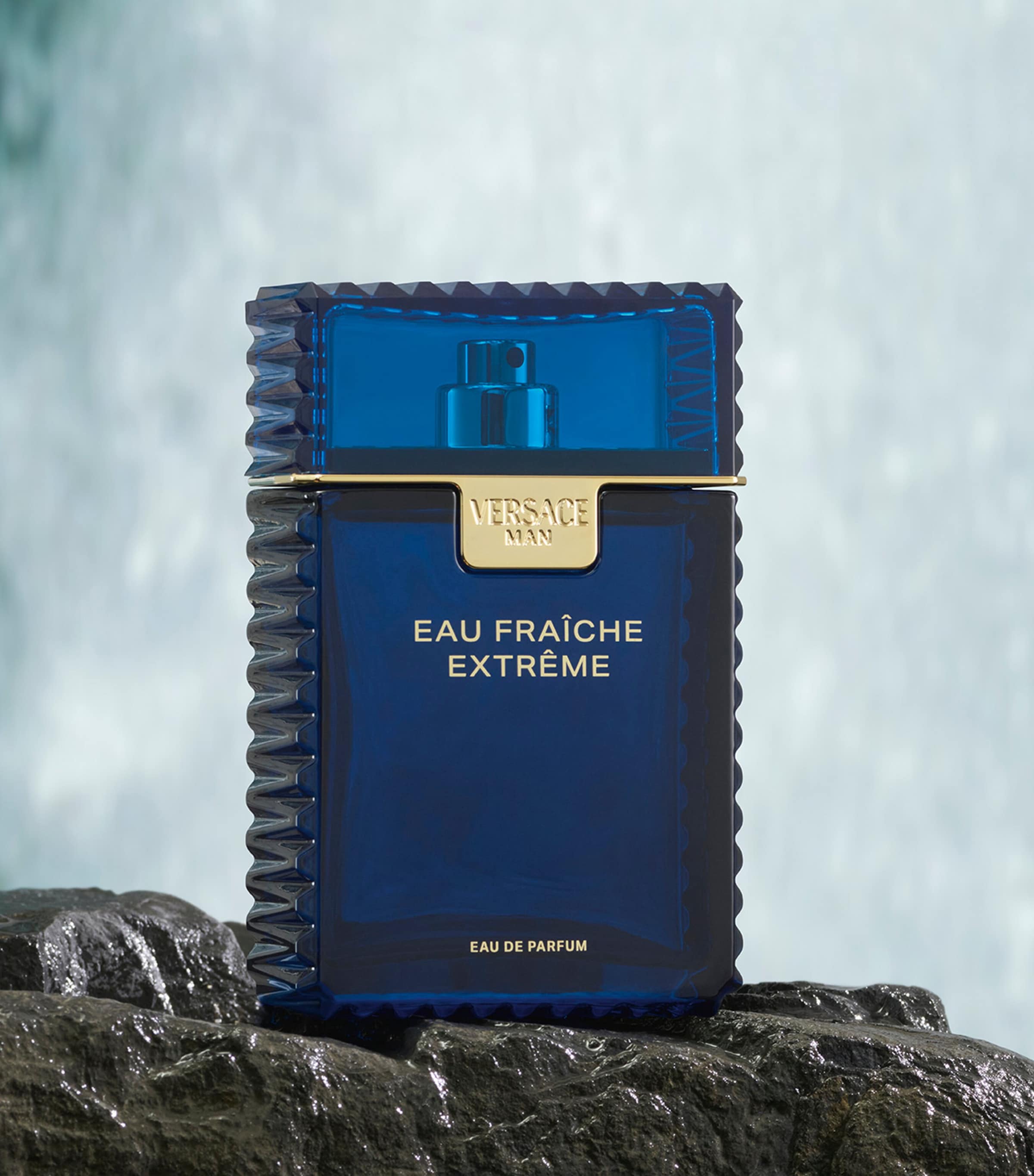 Eau Fraiche Extrême Eau de Parfum (50ml) NO COLOUR Image 3