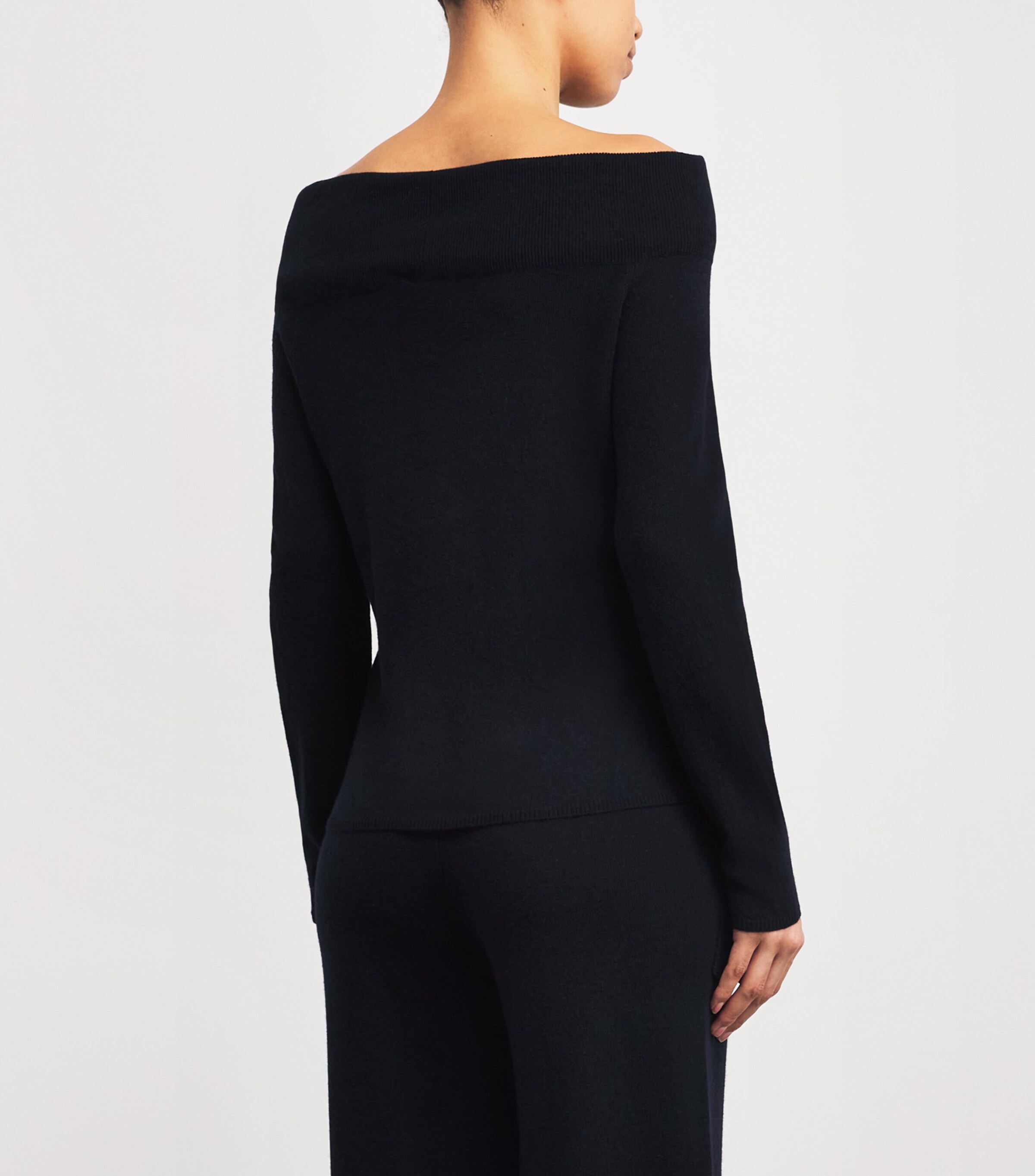 Allude Womens Cashmere-Silk Off-The-Shoulder Sweater Navy Image 4