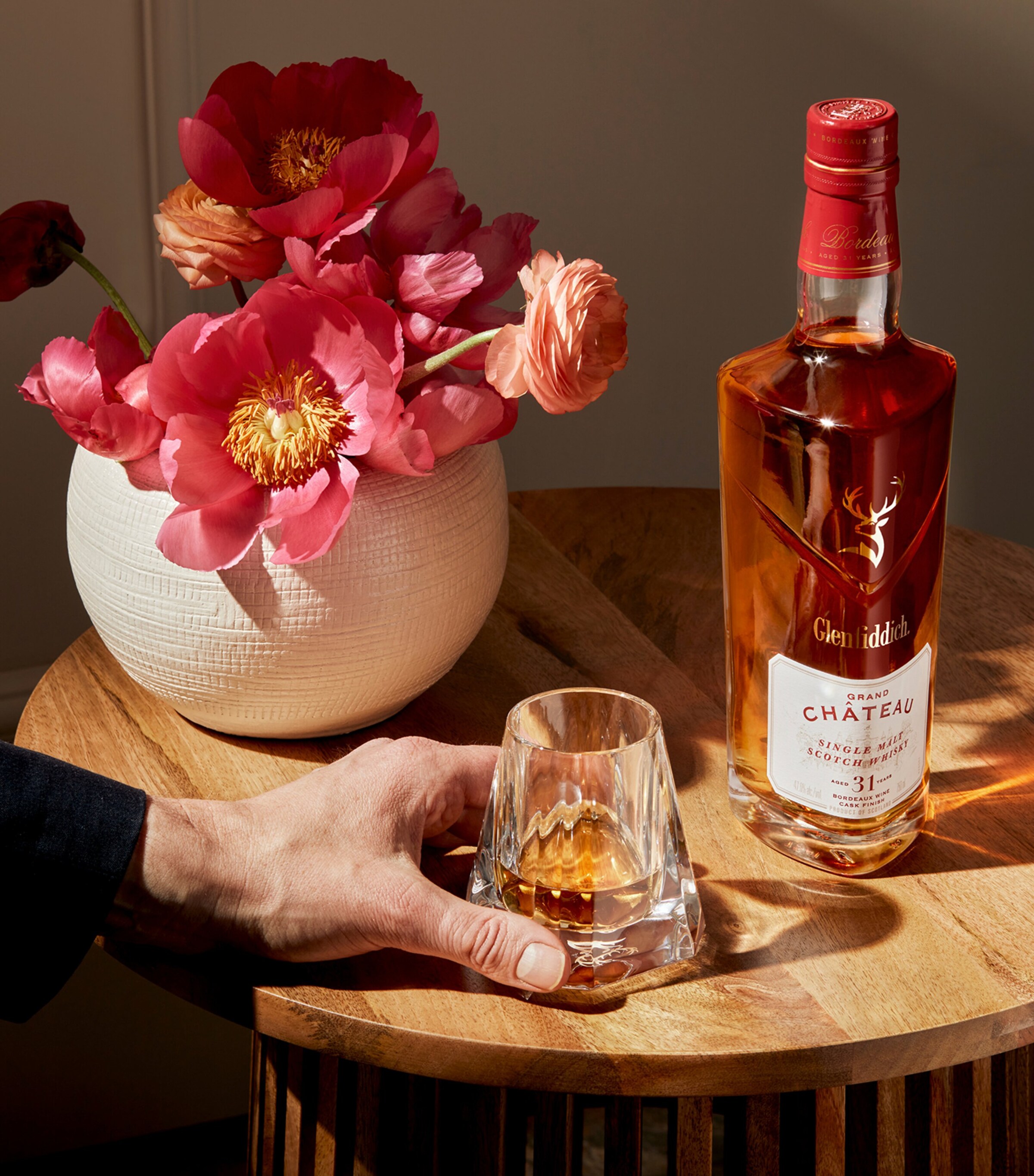 31-Year-Old Glenfiddich Grand Chateâu Single Malt Scotch (70cl) NO COLOUR Image 4