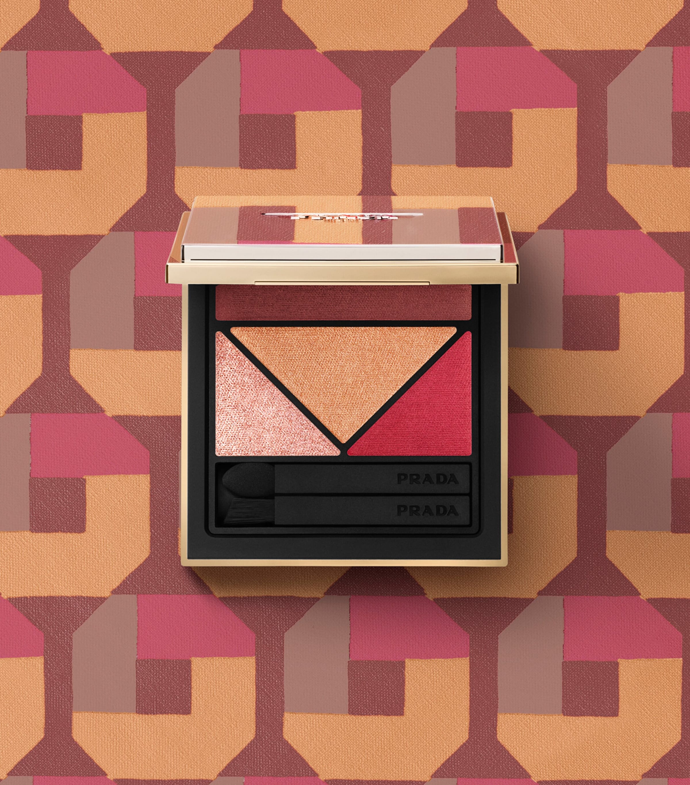 Prada Beauty Dimensions Durable Multi-Effect Eyeshadow Palette Image 4