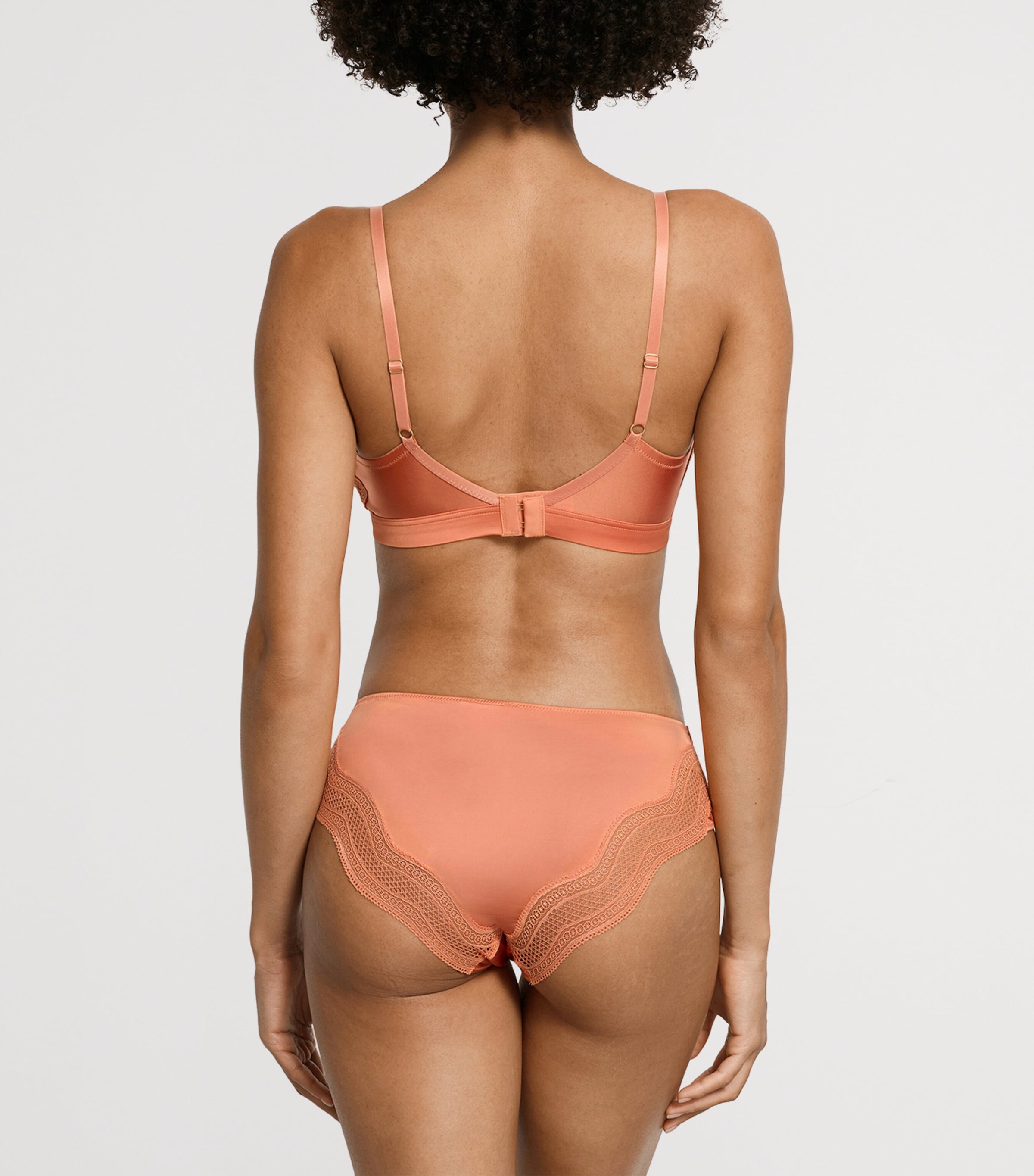 Hanro Womens Soft Cup Cira Bra Light Carnelian Image 3