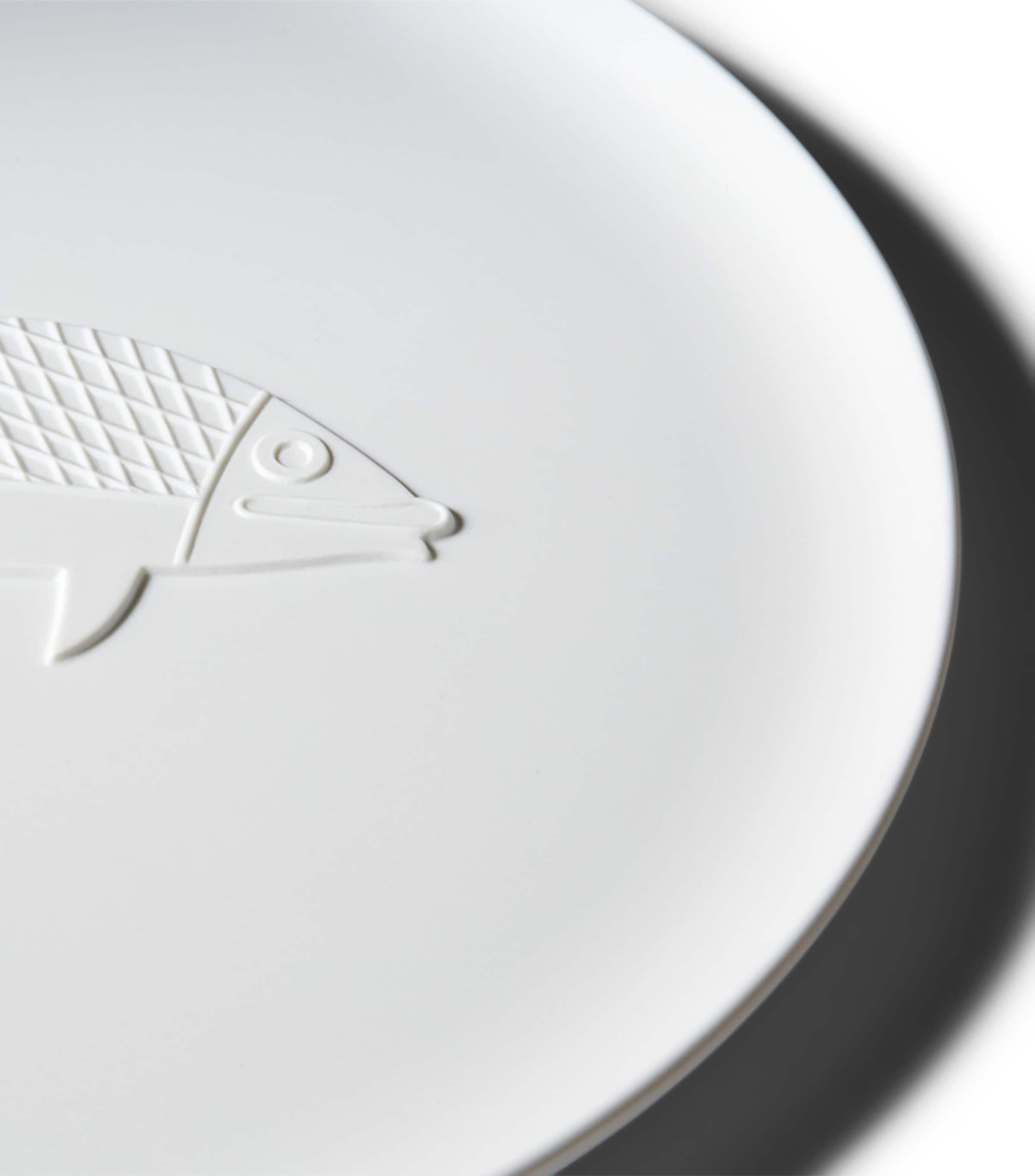 Cassina x Ginori 1735 Le Corbusier Collection Chandigarh Poisson Round Tray (35cm) WHITE Image 2
