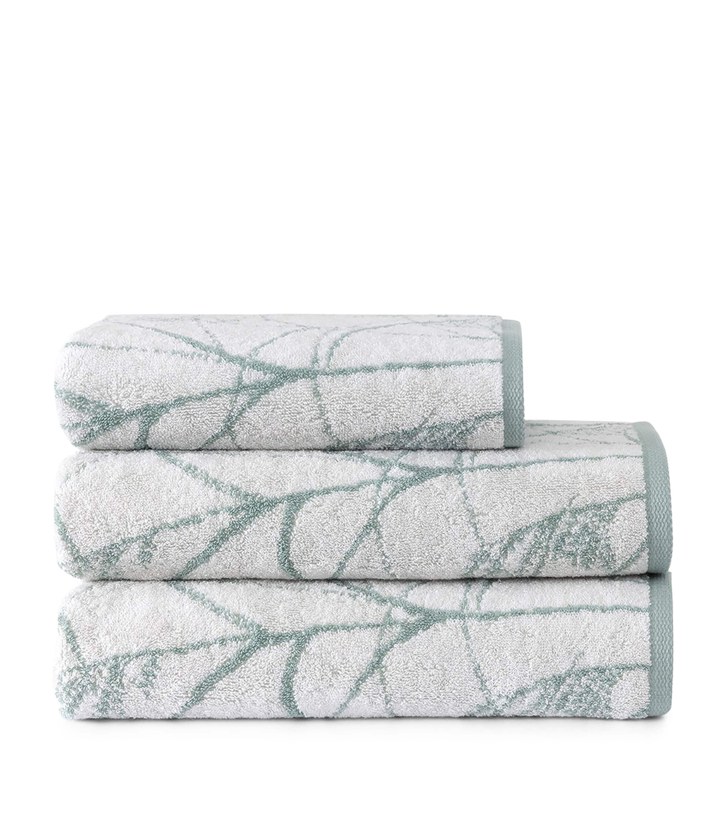 Yves Delorme Organic Cotton Graminée Guest Towel In White