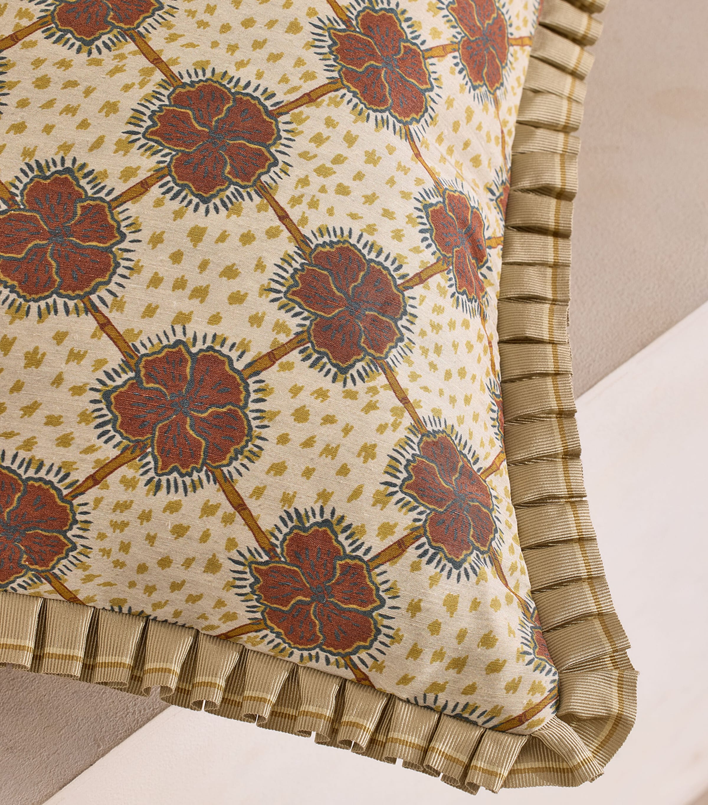 Soho Home Linen-Silk Sylvie Cushion (50cm x 50cm) Image 3