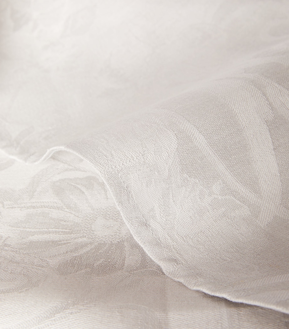 Linen Tivoli Round Tablecloth (240cm) PEARL Image 4