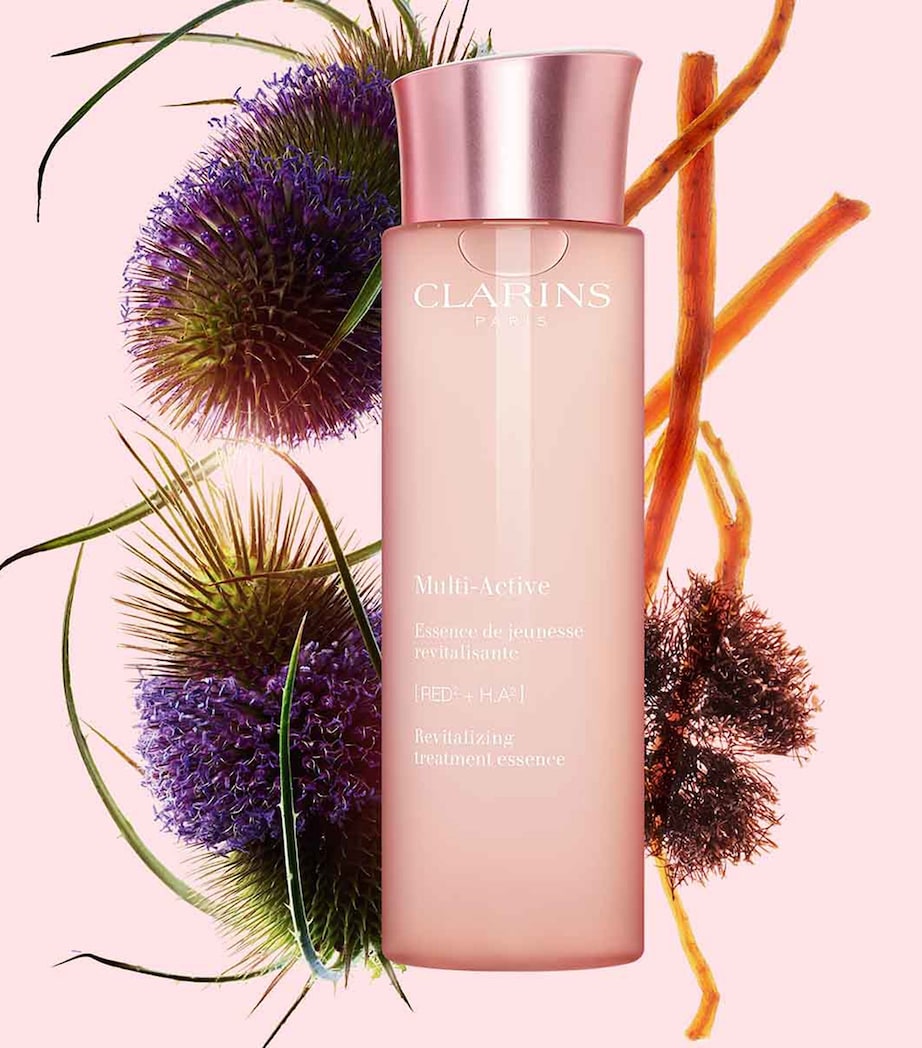 Clarins Multi-Active Revitalizing Treatment Essence (200ml) Image 2