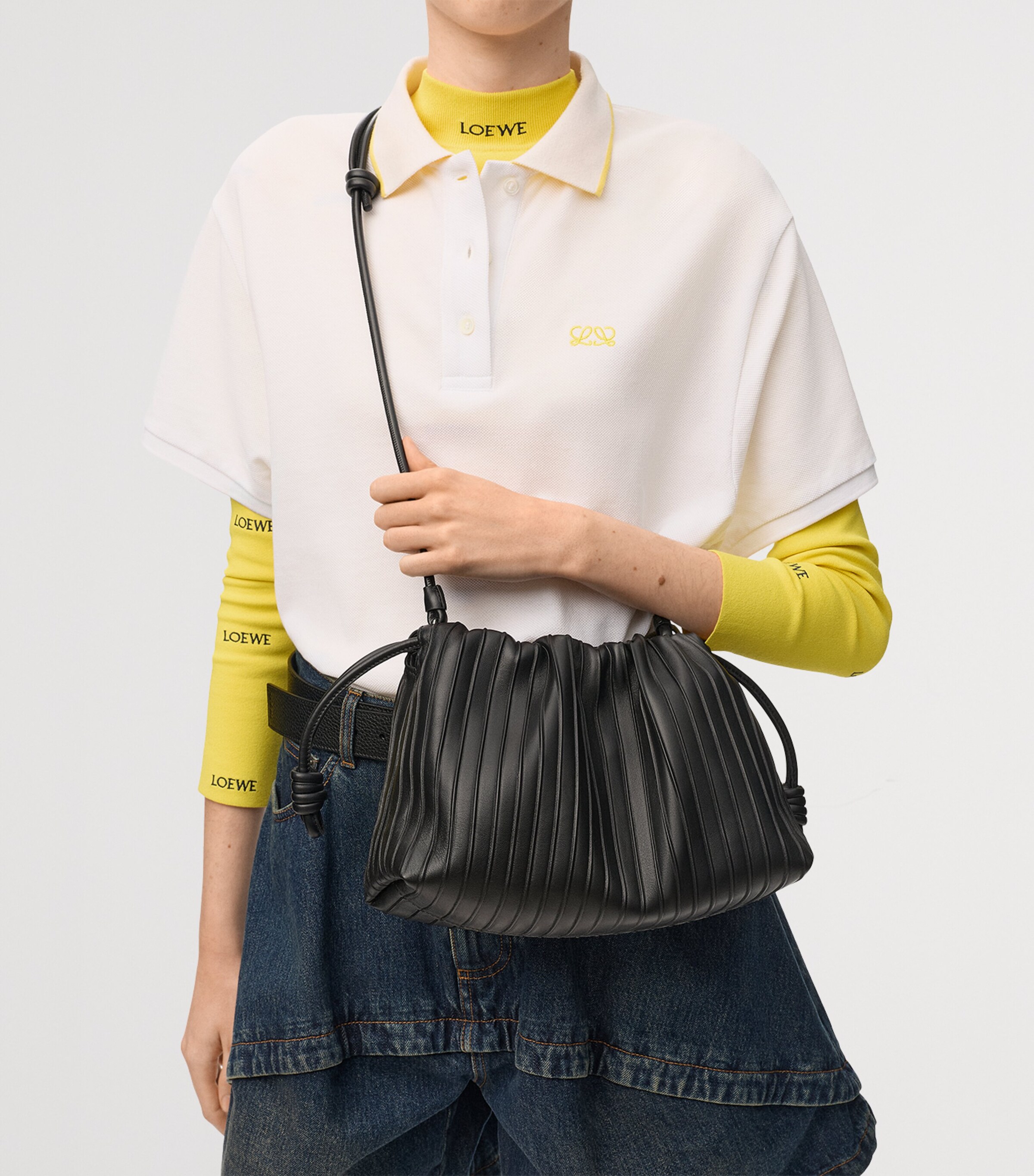 LOEWE Medium Pleated Leather Flamenco Bag Black Image 12
