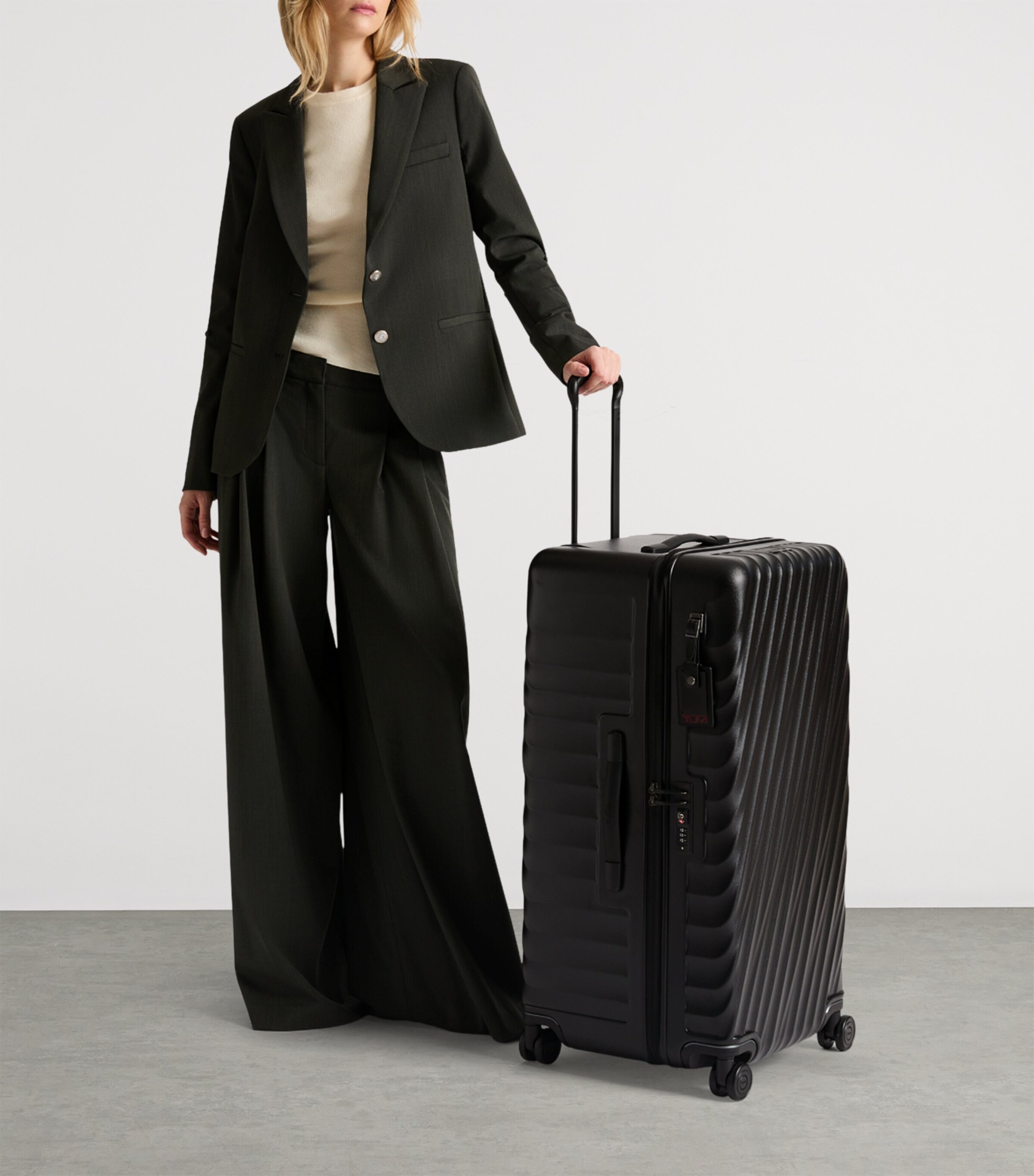 19 Degree Large Rolling Trunk (79.5cm) BLACK TEXTURED 6153 Image 9