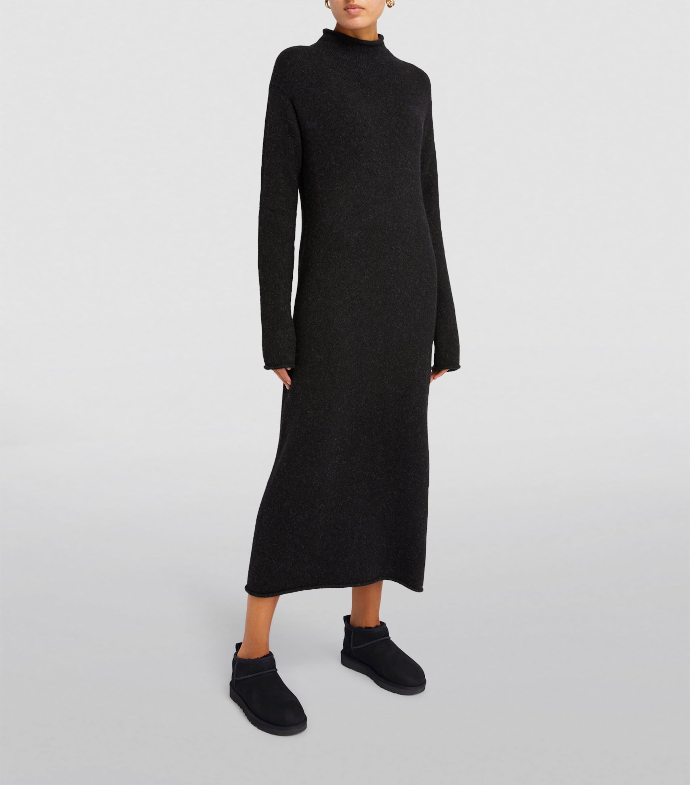 Suede Classic Ultra Mini Boots BLACK Image 4