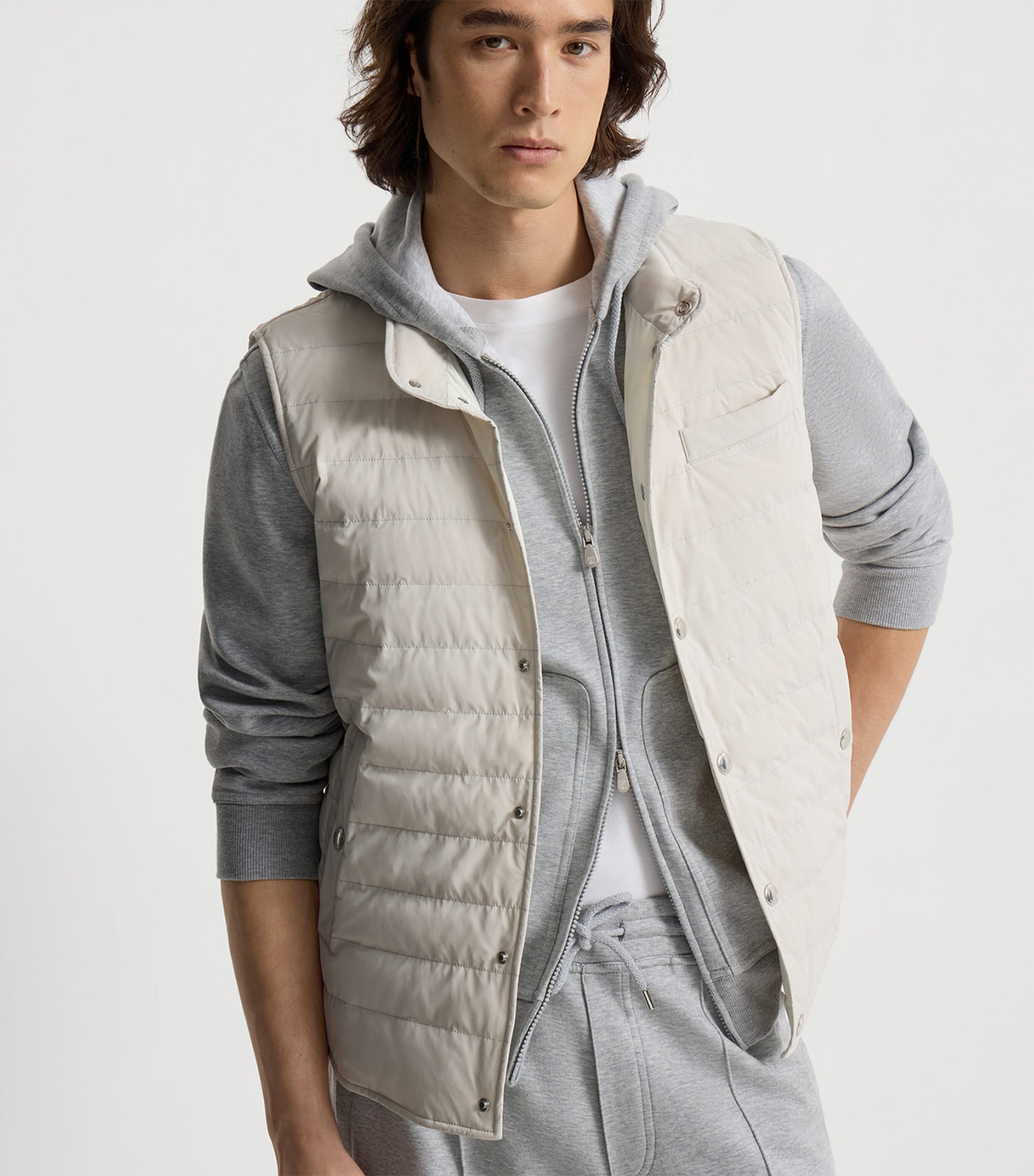 Brunello Cucinelli Mens Bonded Taffeta Down Gilet Image 4
