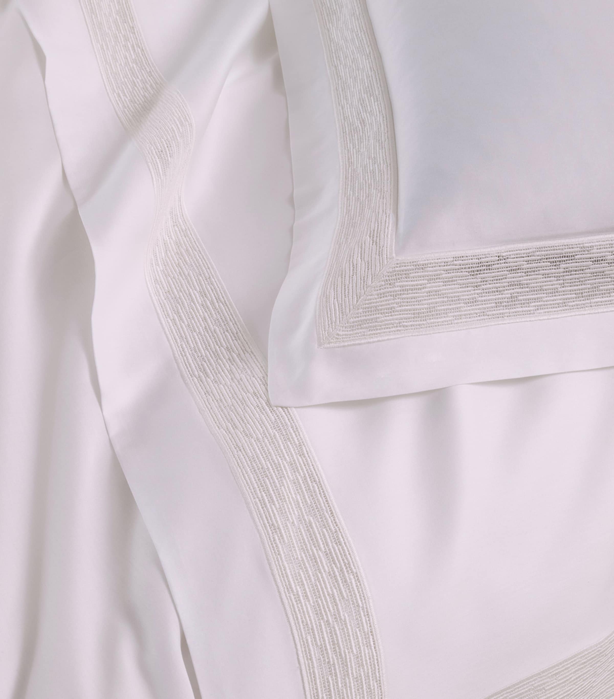 Frette Cotton Balance Lace Queen Duvet Cover (240cm x 220cm) Milk Image 2