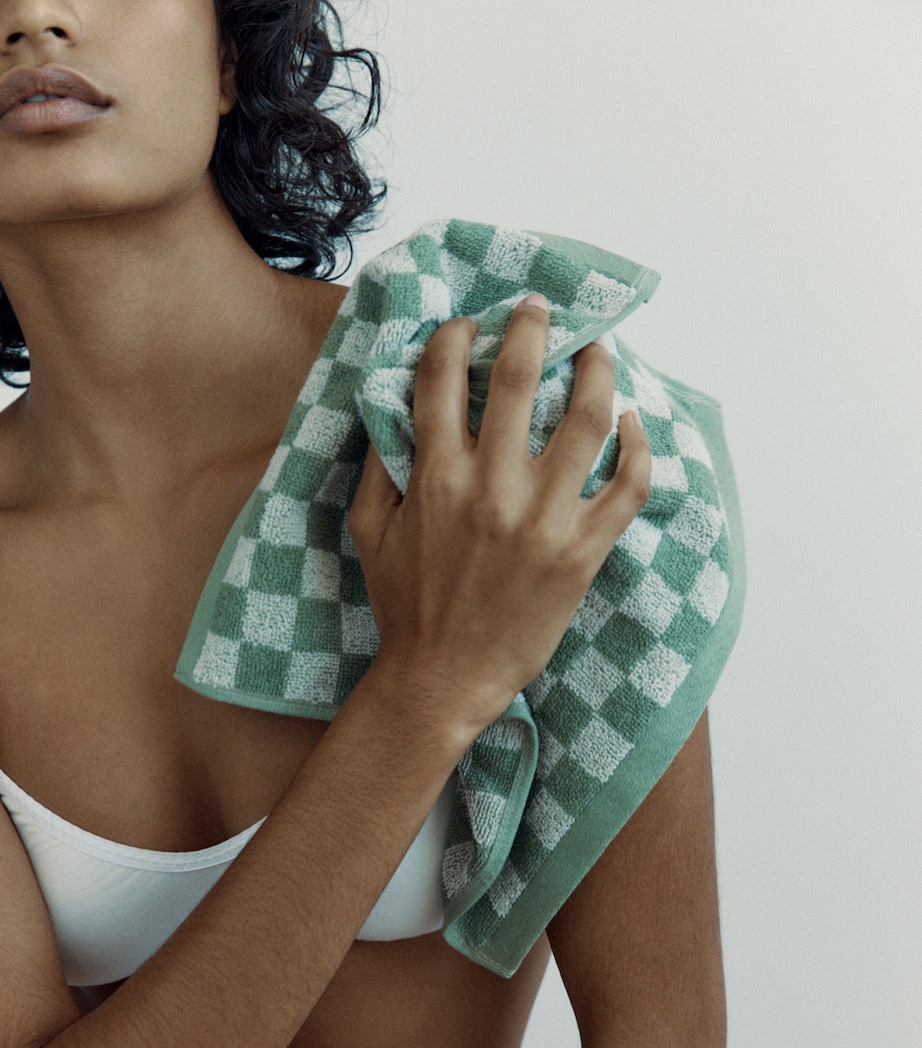 BAINA Check Quill Facecloth (30cm x 30cm) Sage Image 3