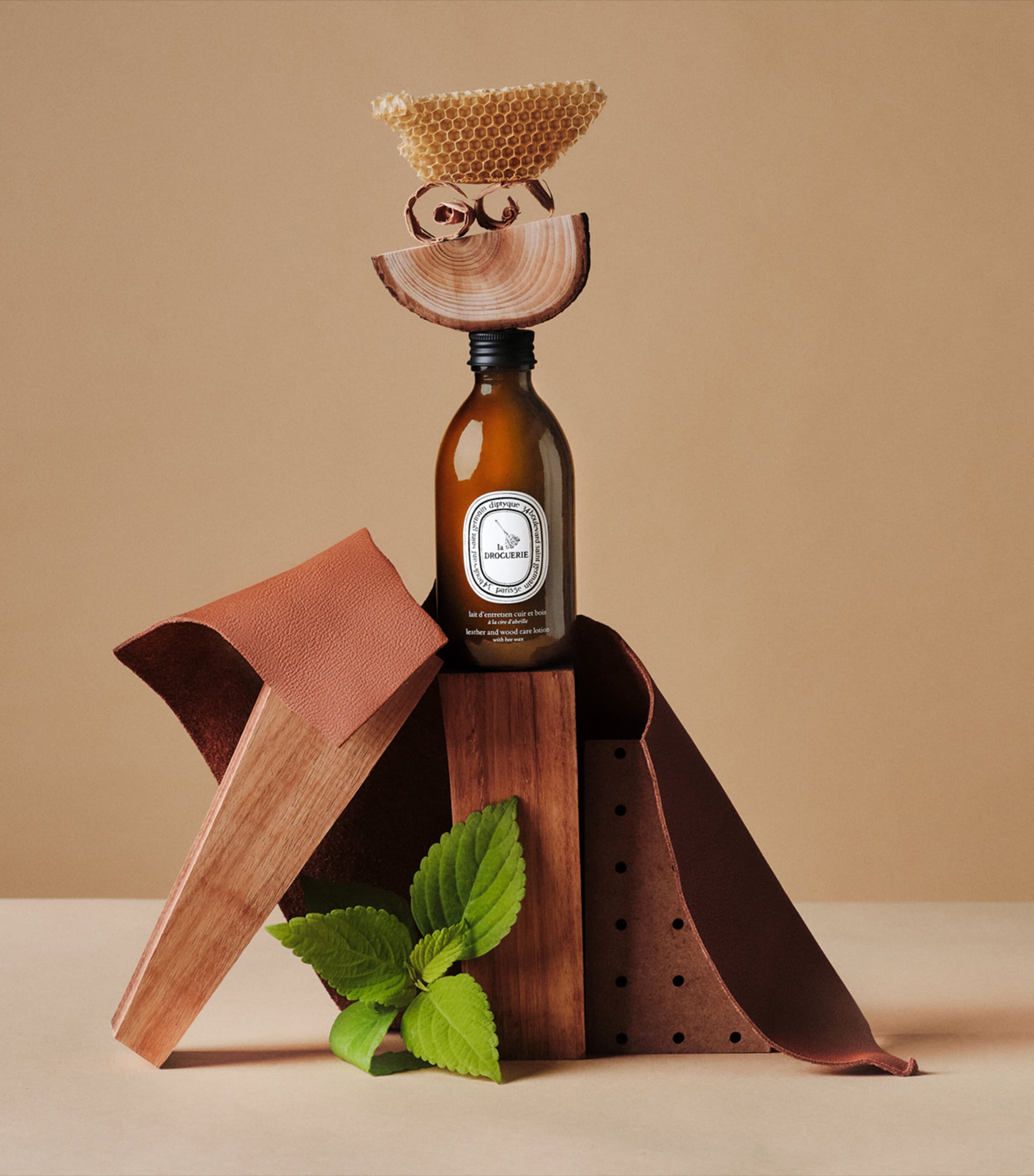 Leather and Wood Care Lotion with Beeswax (250ml) NO COLOUR Image 3