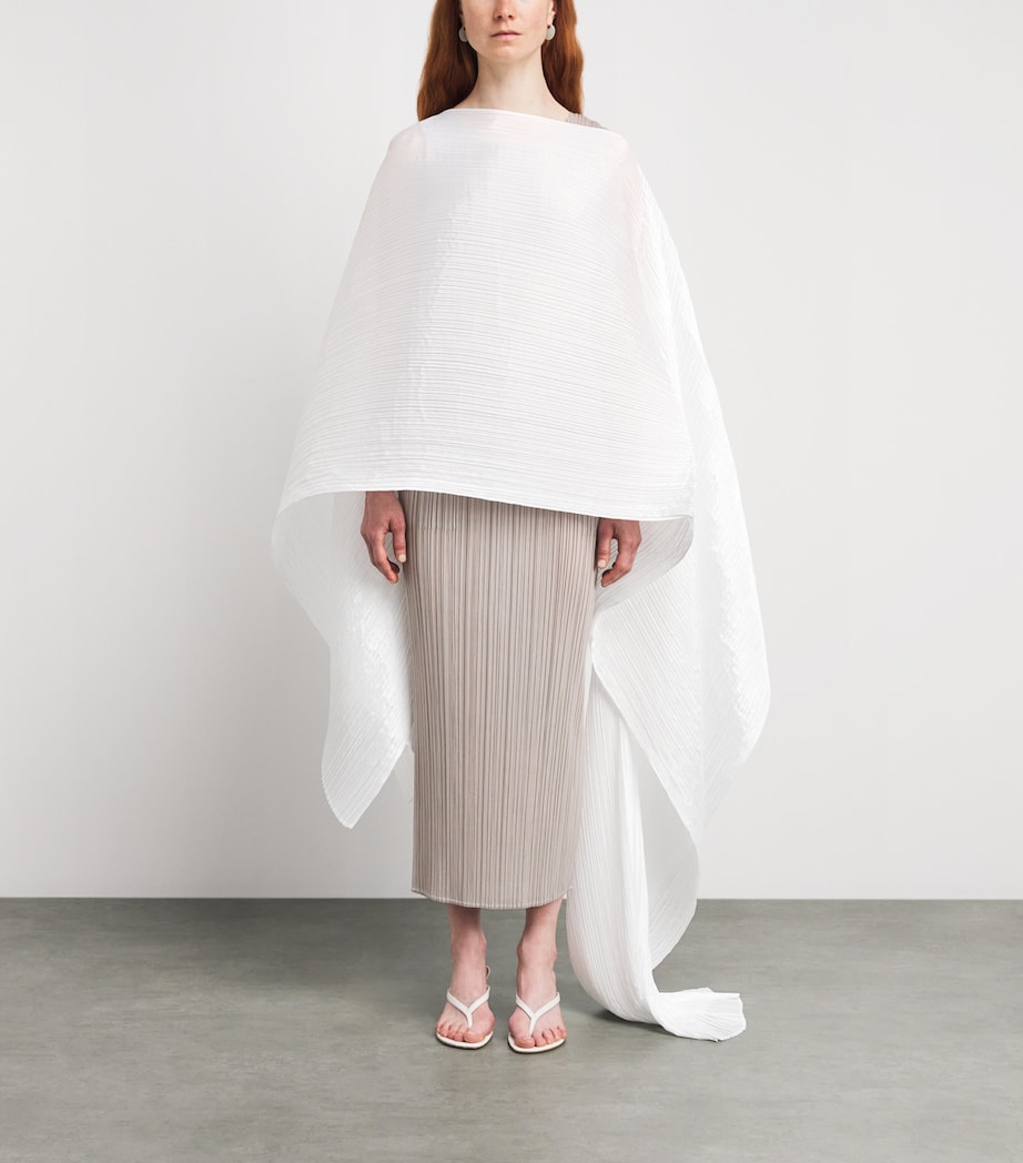 Pleats Please Issey Miyake Womens Basic Madame-T Stole Image 4