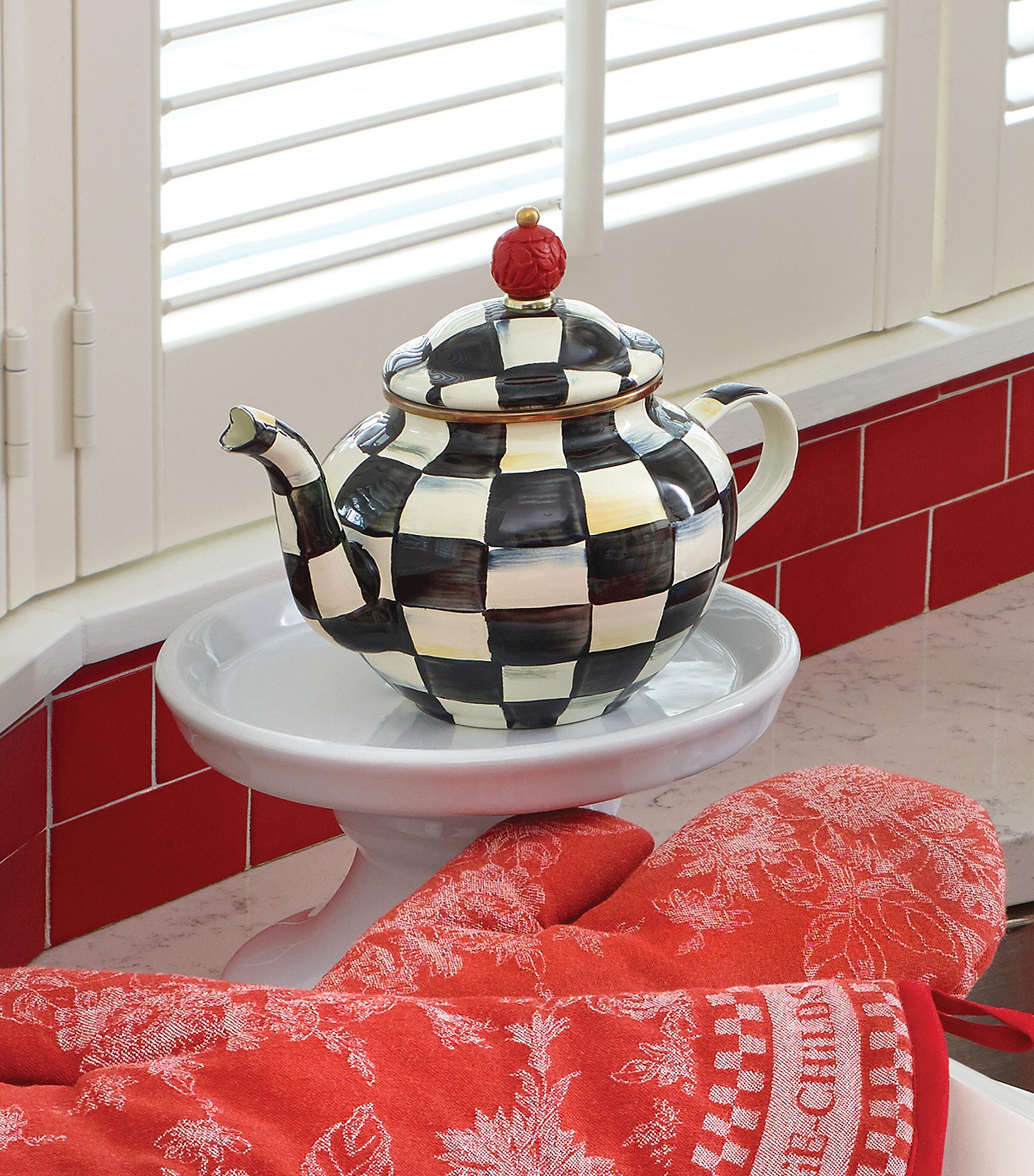 Courtly Check Teapot BLACK Image 2