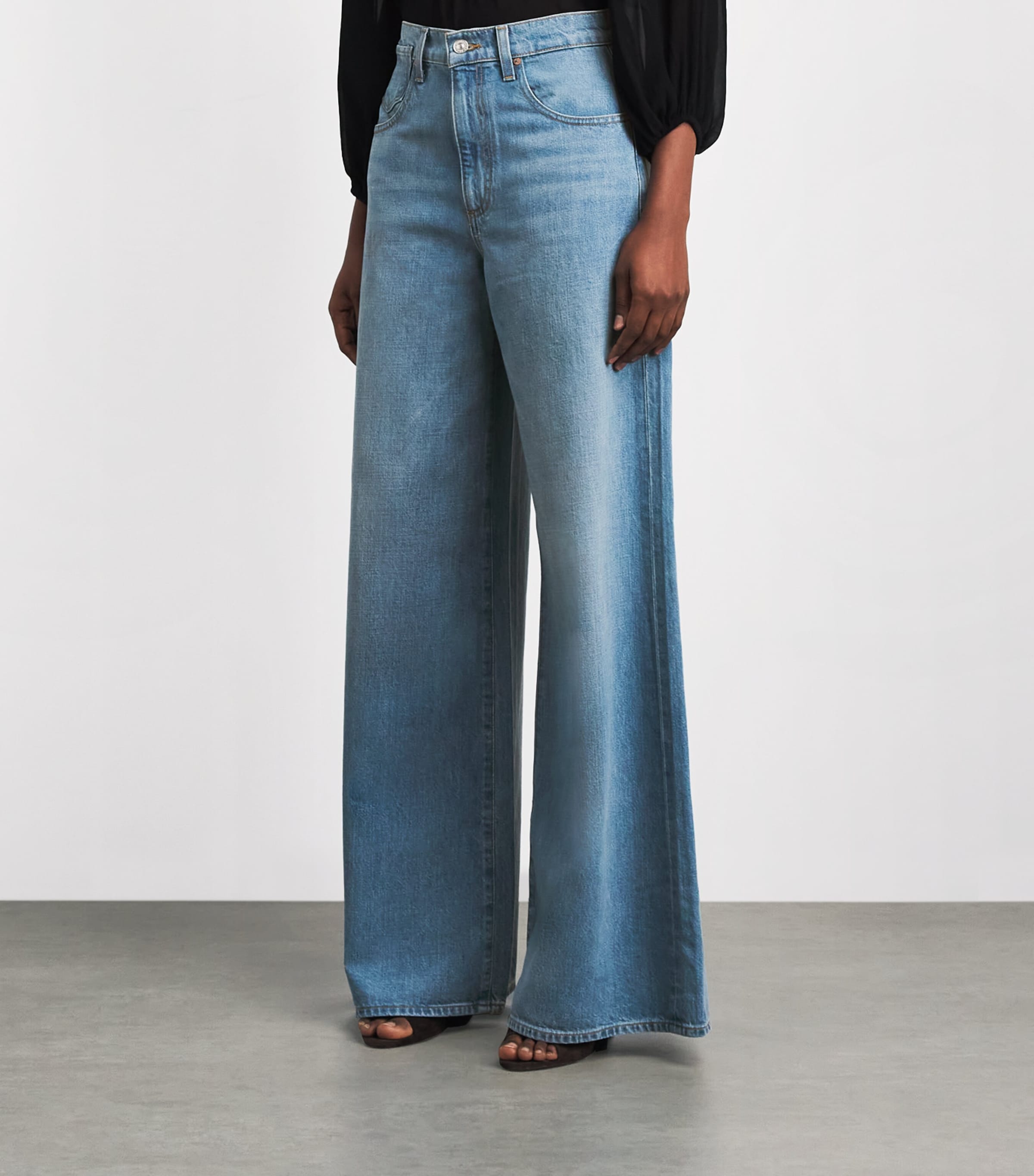 PAIGE Womens Cameron Wide-Leg Jeans Fields Image 4