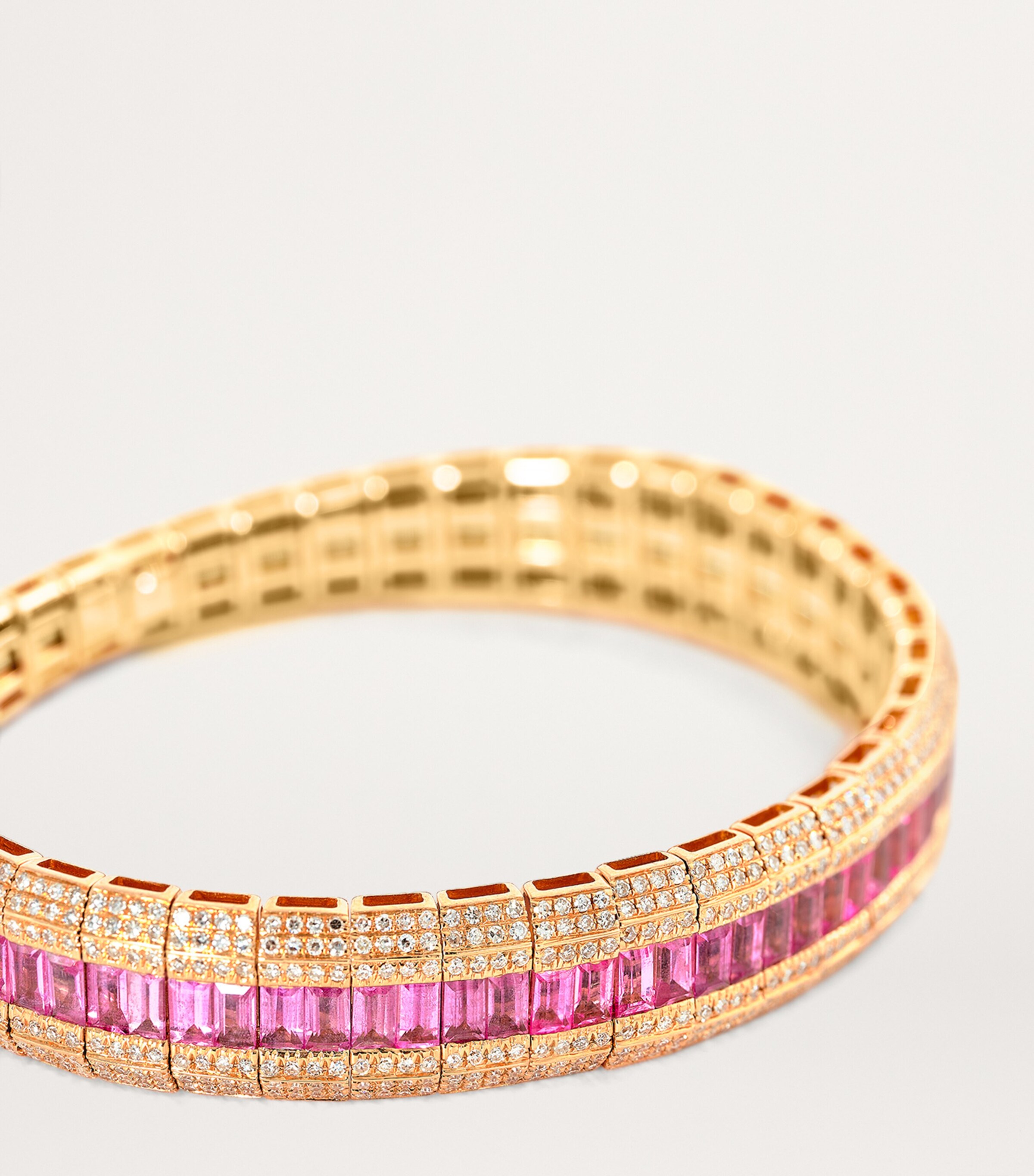 SHAY Rose Gold, Diamond and Sapphire Scales Stretch Bracelet Rose Gold Image 5