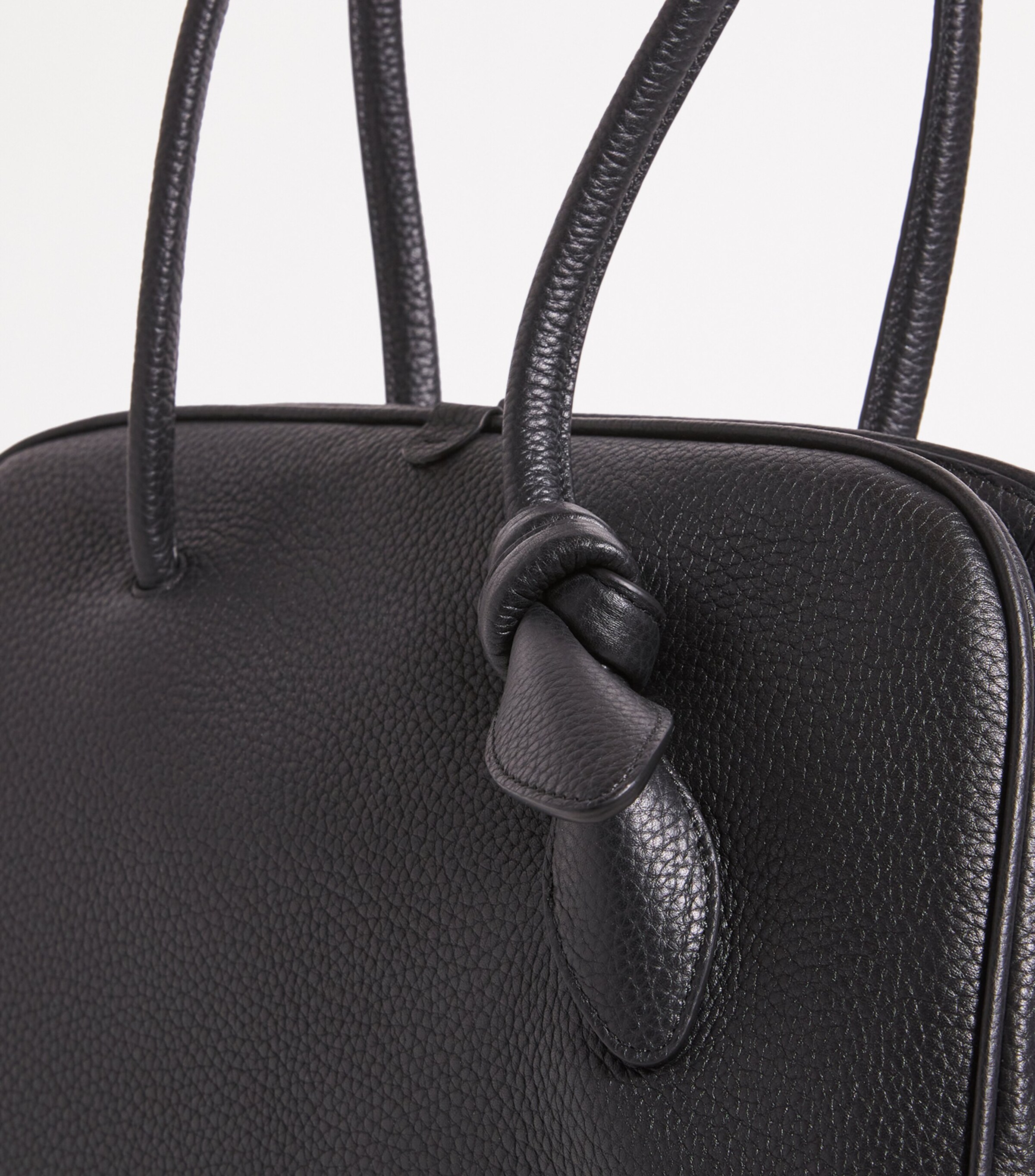 Jacquemus Leather Le Turismo Shoulder Bag | Harrods US