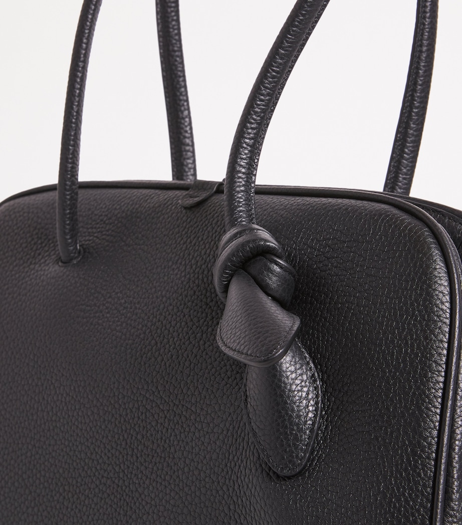 Jacquemus Womens Leather Le Turismo Shoulder Bag Black Image 6